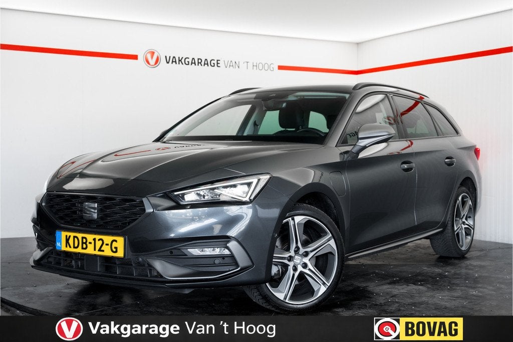 SEAT Leon Sportstourer SEAT Leon ST eHybrid FR Automaat | 20, Auto's, Seat, Gebruikt, 4 cilinders, Leon, Leder en Stof