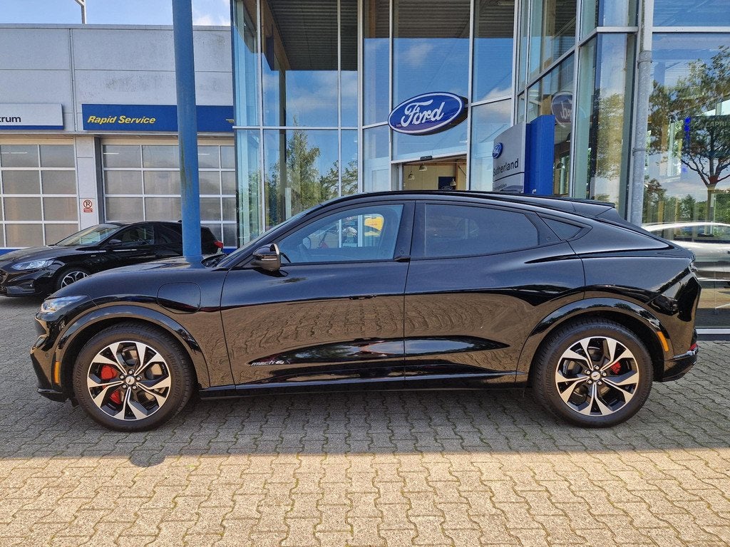 Ford Mustang Mach-E Extended AWD 98 kWh | maar 17435 KM! | P, Auto's, Ford, Automaat, Gebruikt, Zwart, 540 km