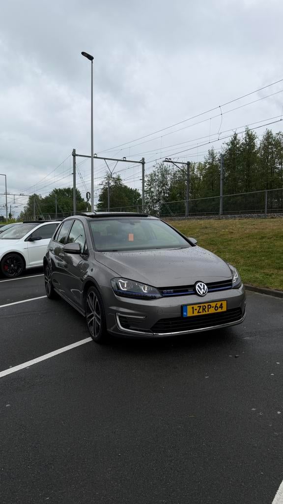 Volkswagen Golf 1.4 TSI Phev 150KW GTE 5D 2015 Grijs, Bluetooth, 4 cilinders, 150 pk, 521 kg