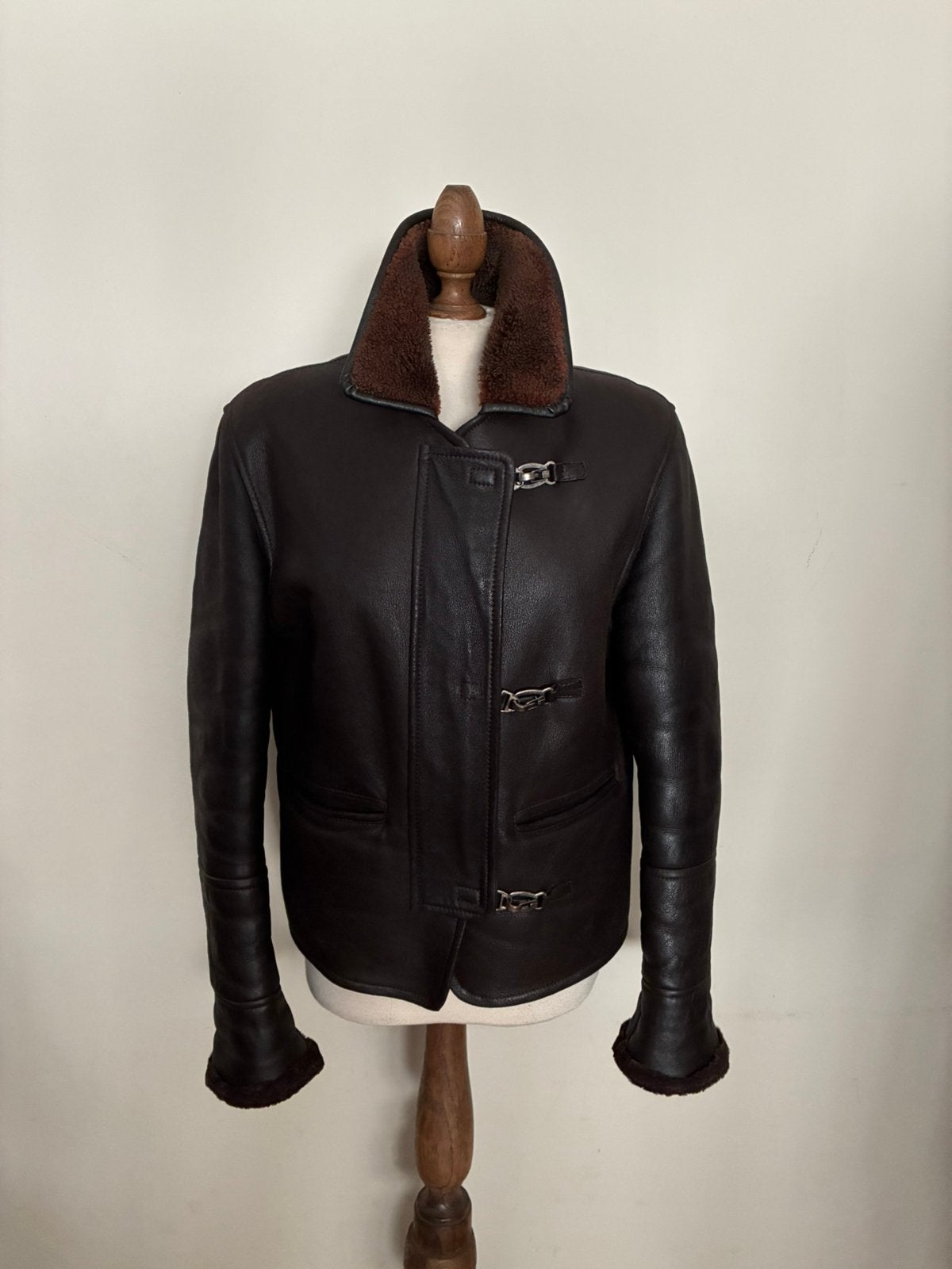 LAMMY COAT / JACKET SHEARLING DONKERBRUIN GUERUCCI, Verzenden, Zo goed als nieuw, Maat 38/40 (M), Bruin
