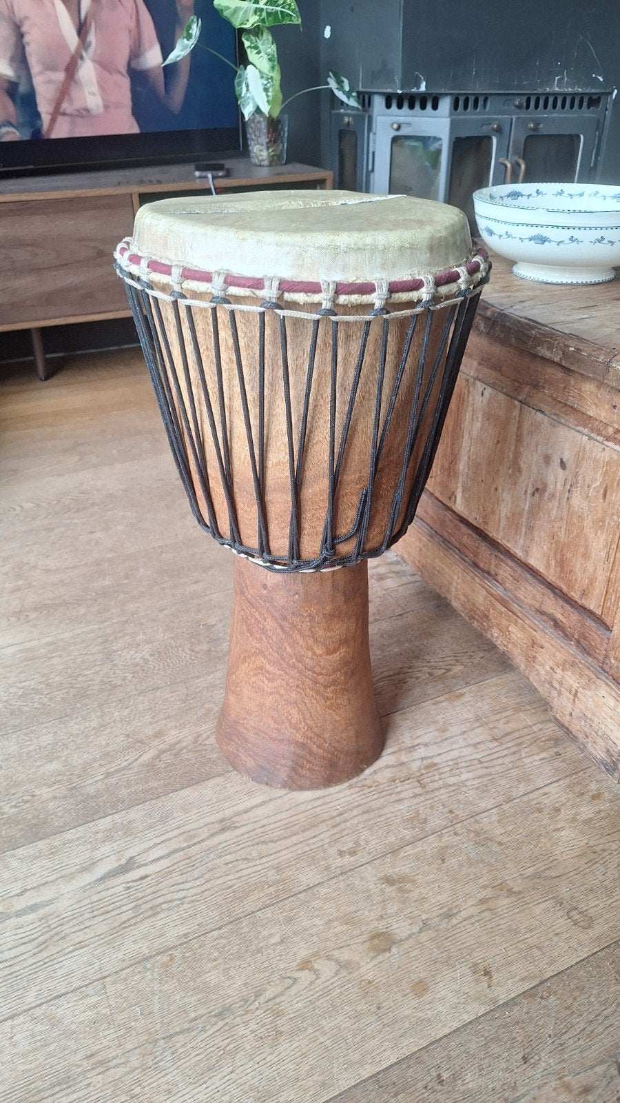Djembe met scheur - ideaal voor decoratie of reparatie, Muziek en Instrumenten, Percussie, Ophalen, Gebruikt, Trommel