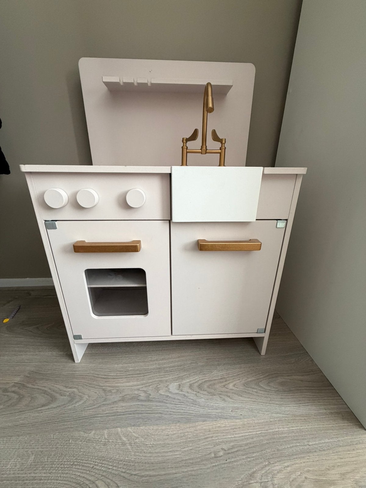 Petite Amelie roze/goud speelkeuken, Kinderen en Baby's, Speelgoed | Speelkeukens, Ophalen of Verzenden, Zo goed als nieuw