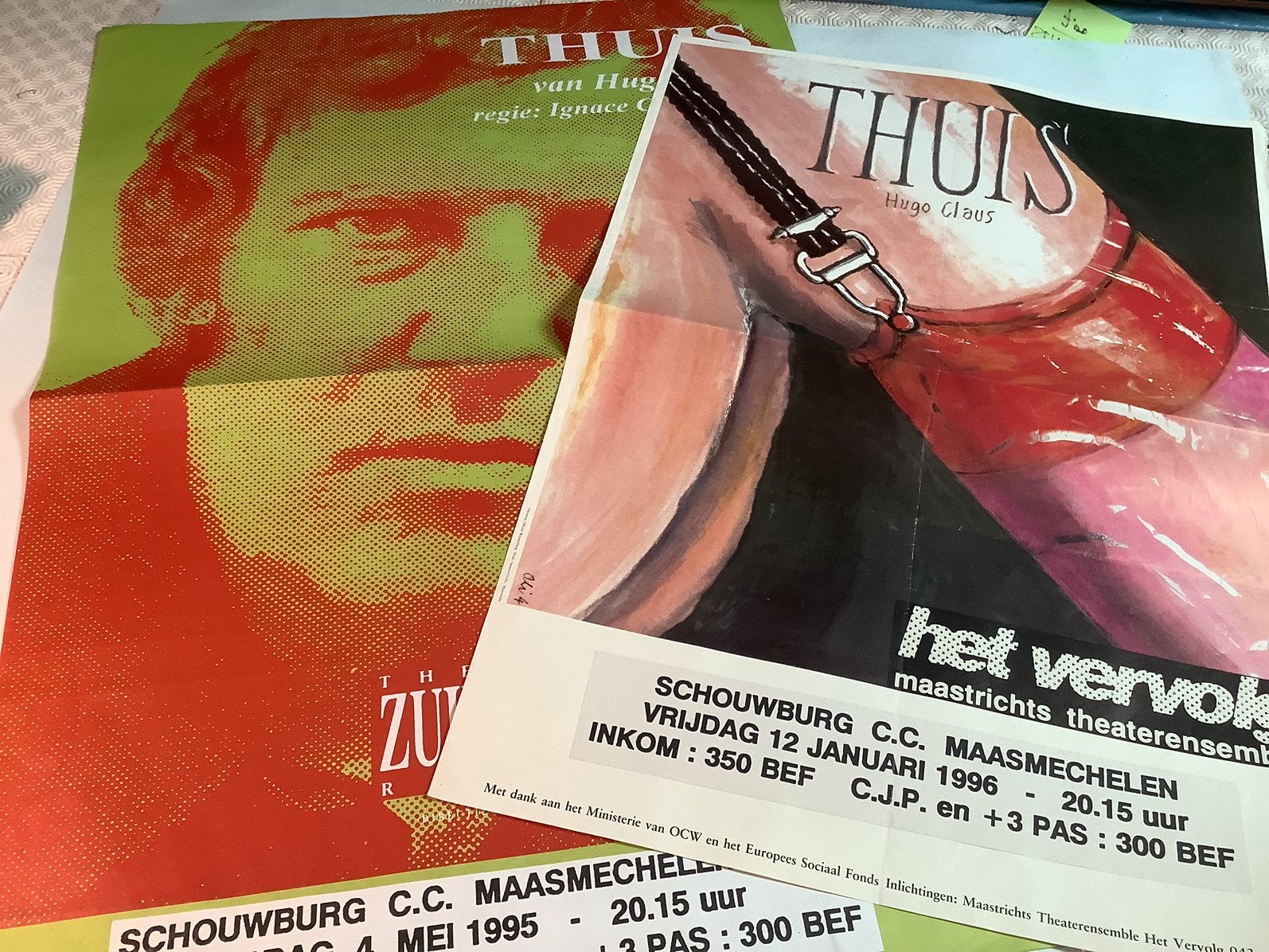 THEATER  HUGO CLAUS  ,,thuis,,   2 posters, Ophalen of Verzenden