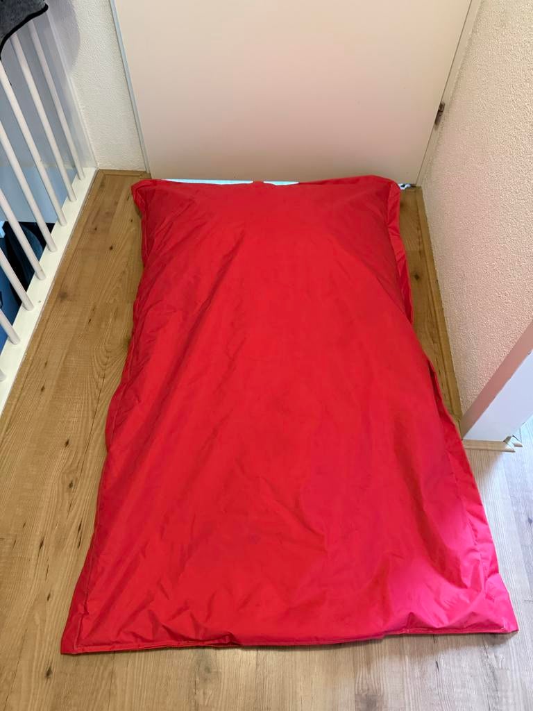 Rode zitzak - Comfortabel en veelzijdig, Huis en Inrichting, Zitzakken, Gebruikt, Zitzak, Rood, Ophalen of Verzenden