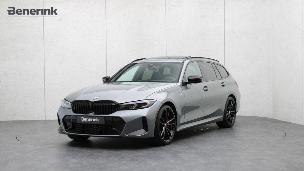 BMW 3 Serie Touring 330i M-Sport Pro | Harman/Kardon | Panor, Gebruikt, 4 cilinders, Automatische klimaatregeling, 1600 kg