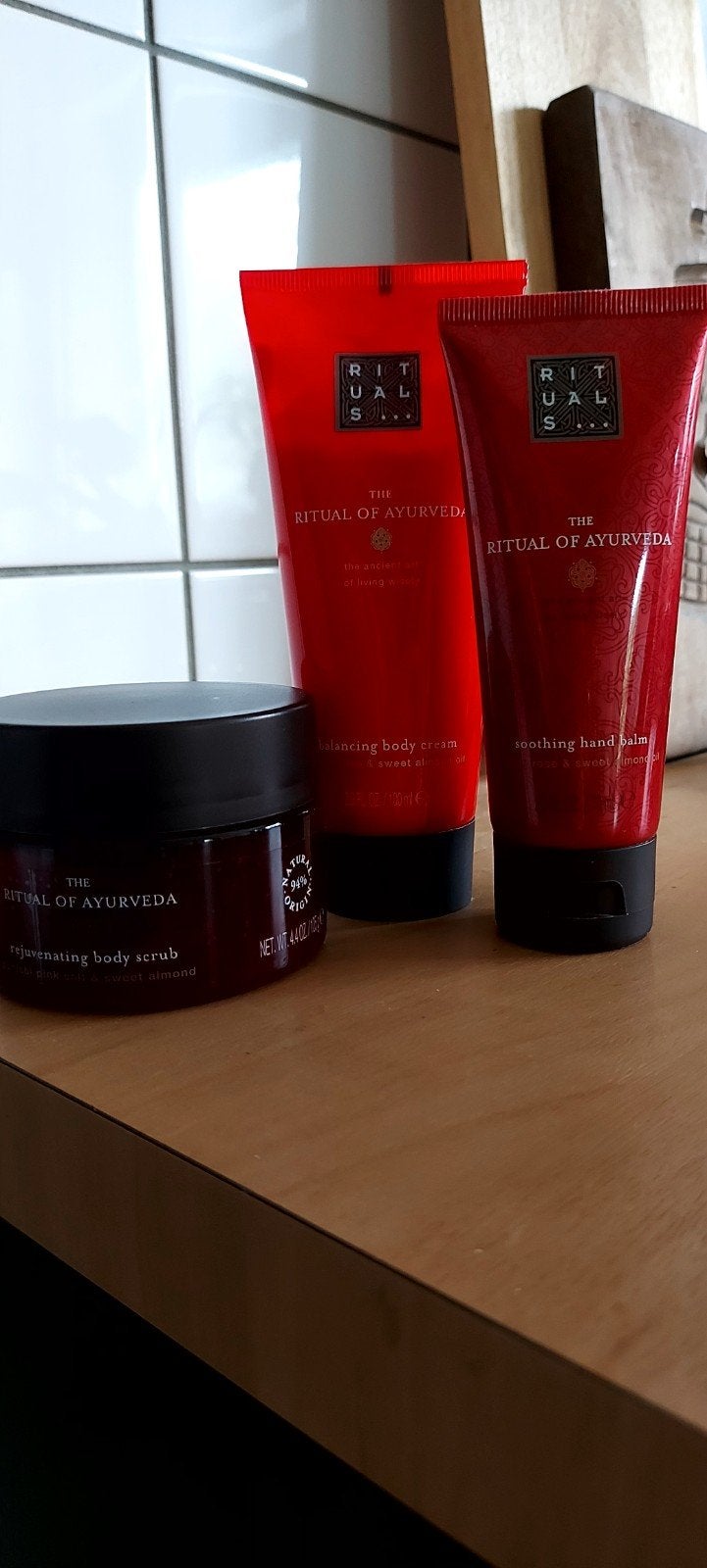 Rituals verzorgingsproducten - Diverse collecties, Ophalen of Verzenden, Nieuw, Bodylotion, Crème of Olie