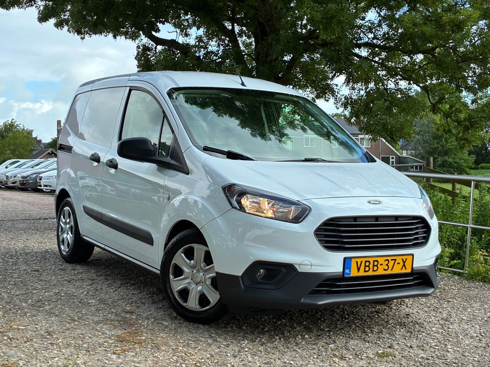 Ford Transit Courier 1.5 TDCI Trend | Airco + Radio + Schuif, Auto's, Voorwielaandrijving, Stof, Gebruikt, 4 cilinders