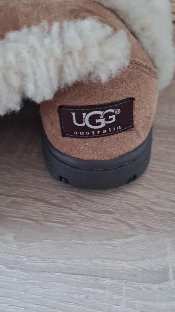 Originele uggs maat 38, Ophalen, Zo goed als nieuw