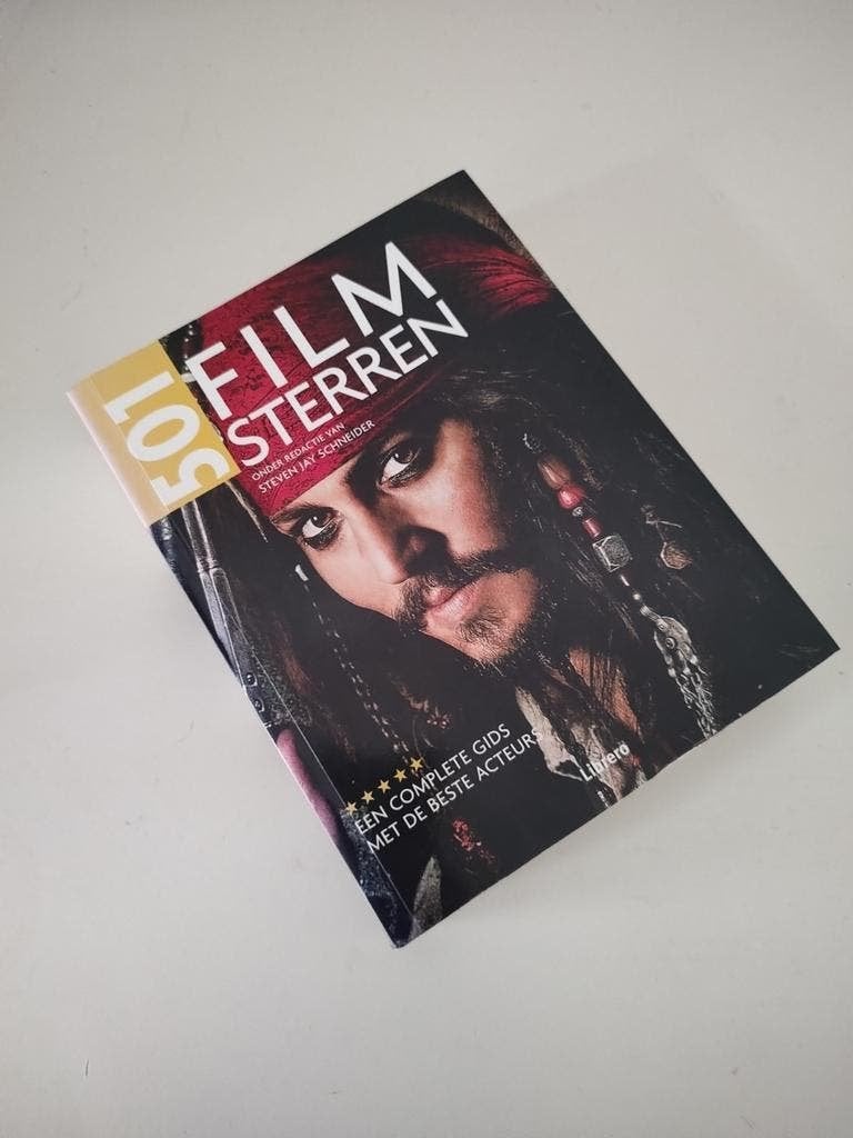 Boek '501 filmsterren 'Jamie Ewbank. ISBN 9789057648922, Boeken, Ophalen of Verzenden, Gelezen, Jamie Ewbank., Film- of Tv-bewerking