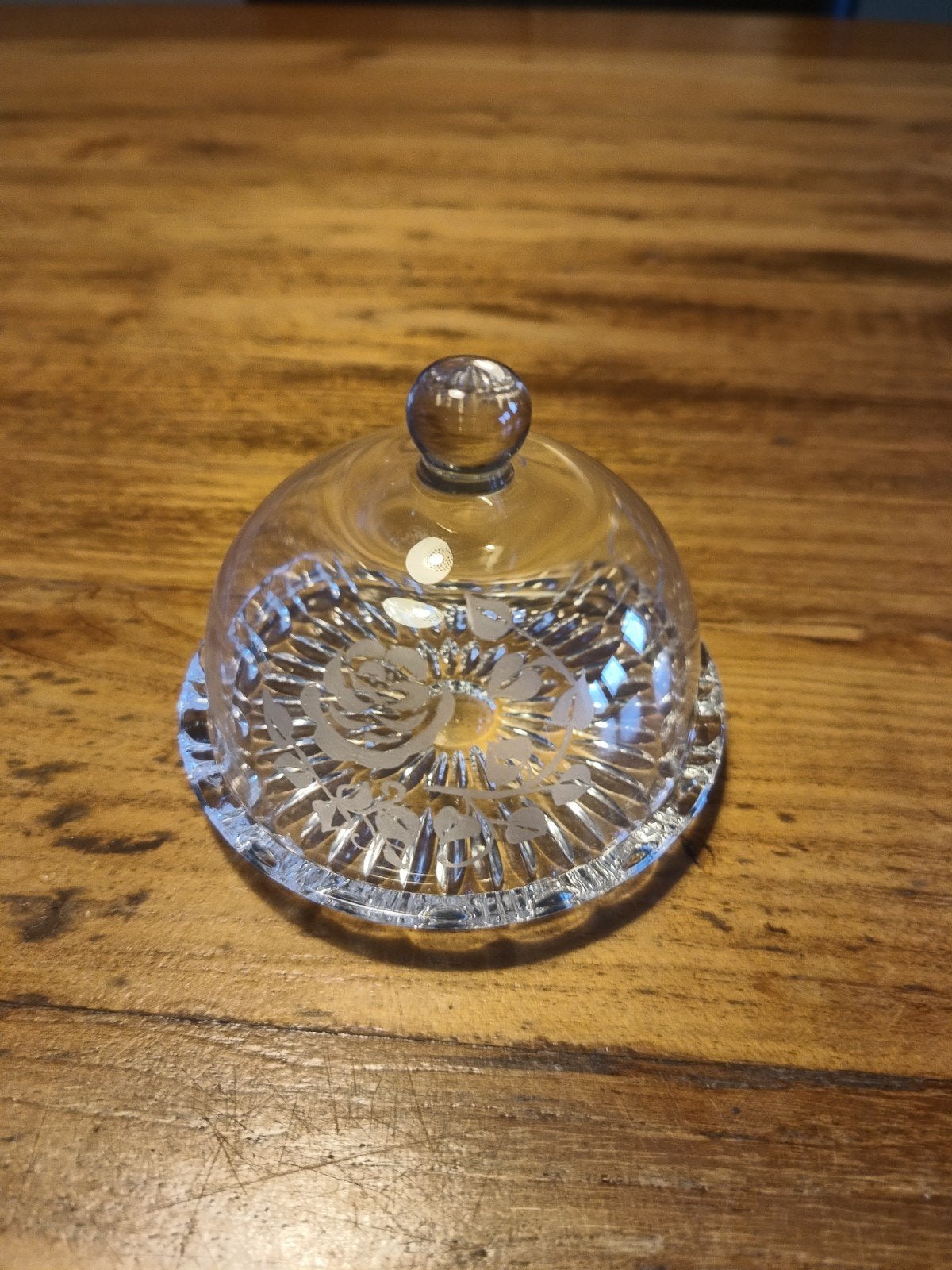 kristal glazen stolpje met roosmotief ingegraveerd 8 CM hoog, Verzamelen, Ophalen of Verzenden, Zo goed als nieuw