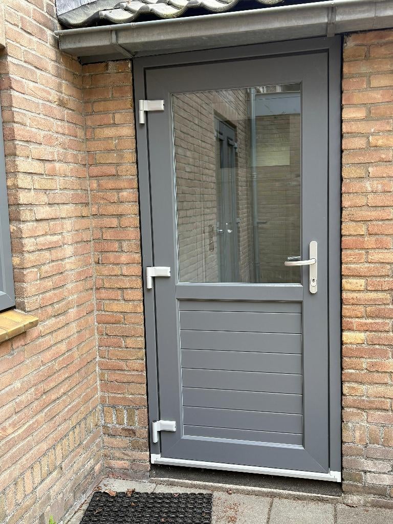 Aarnink kunststof buitendeur 90 x 200 cm met HR++ glas, Ophalen, Kunststof, Gebruikt, Buitendeur