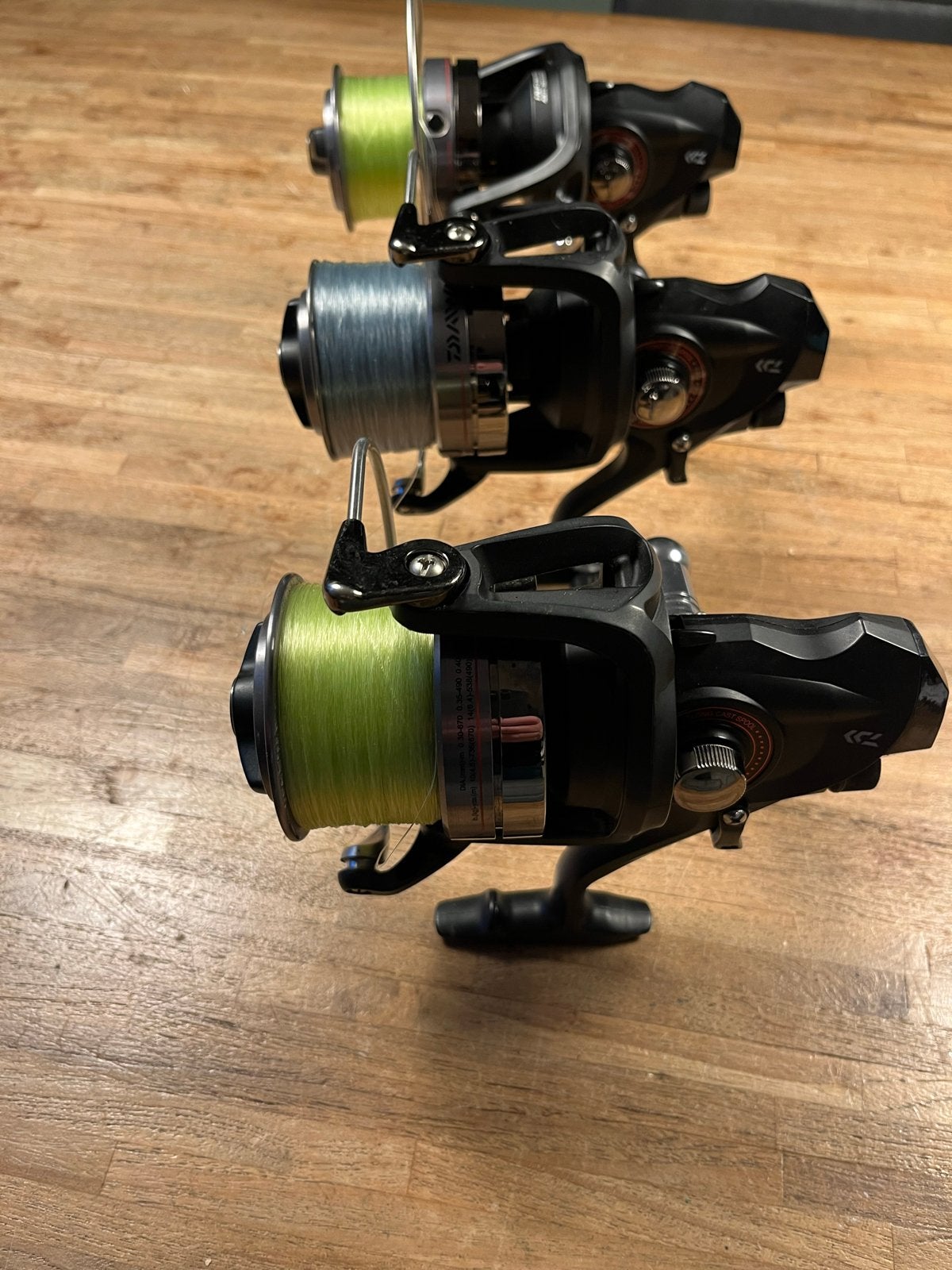 Set van 3 Daiwa windcast X BR 5000 molens, Ophalen, Gebruikt, Molen