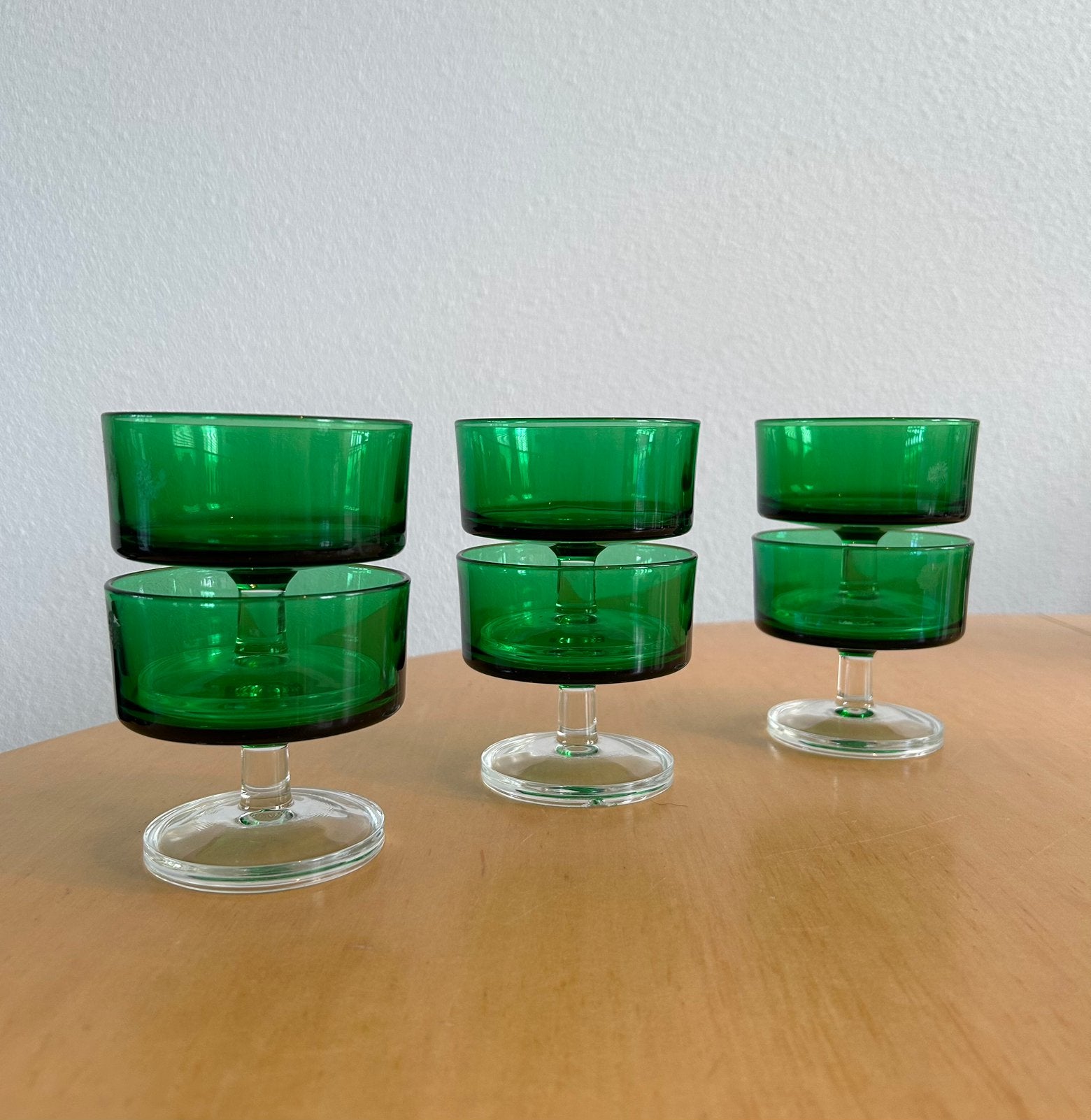 Smaragdgroene coupes van Luminarc, Ophalen of Verzenden, Zo goed als nieuw, Overige typen