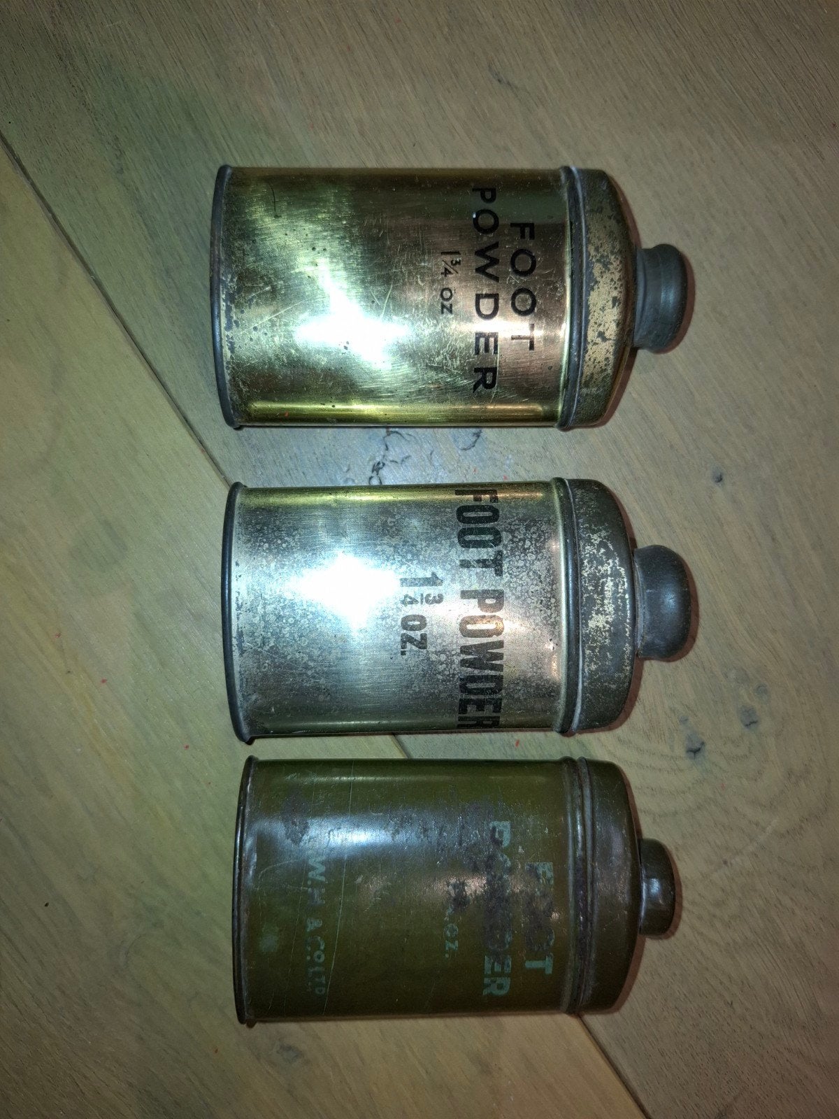 3 stuks ww2 foot powder nog vol., Verzamelen, Ophalen of Verzenden, Amerika