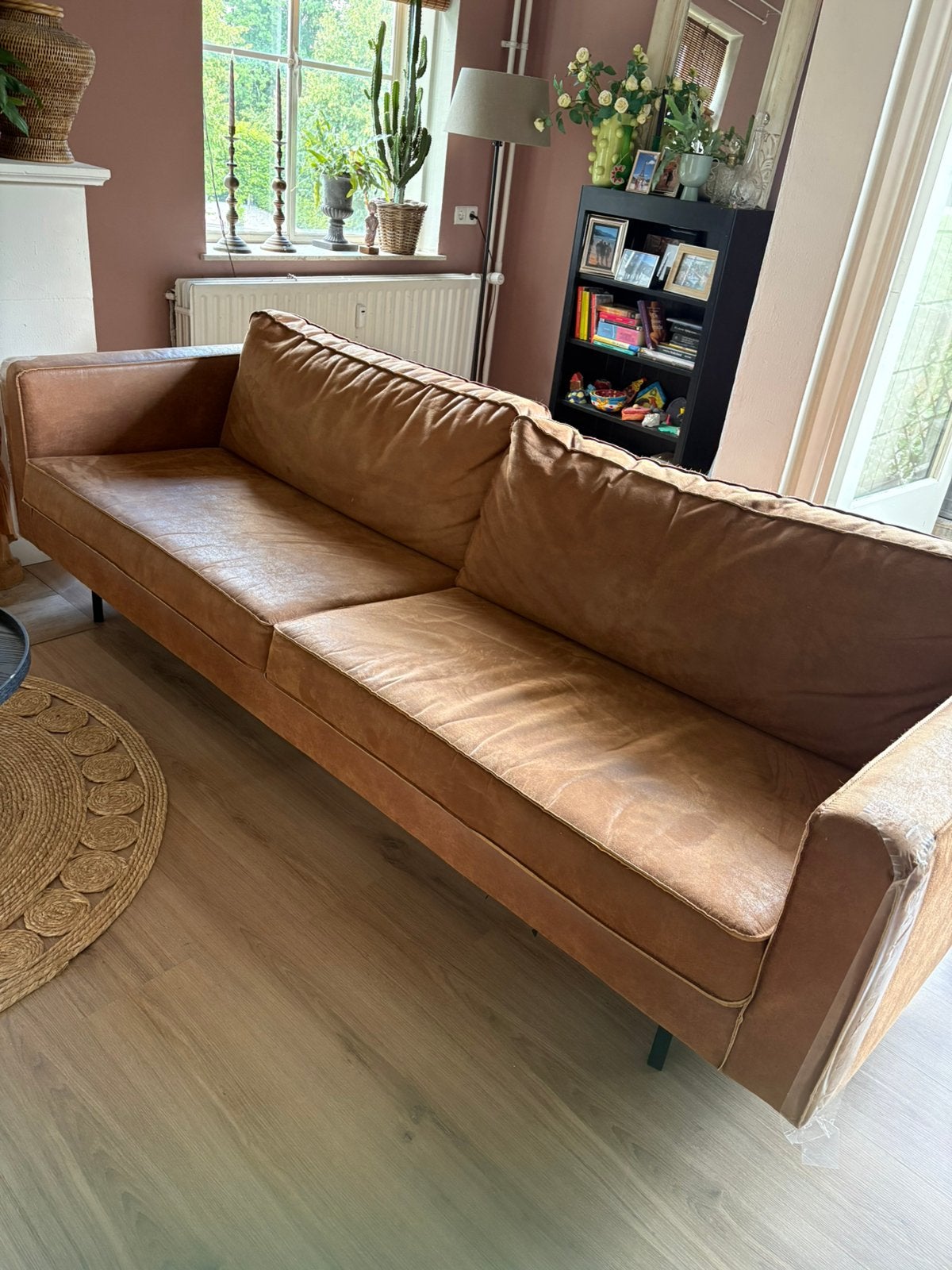 Te koop cognac kleurige bank, Ophalen, Gebruikt, Leer