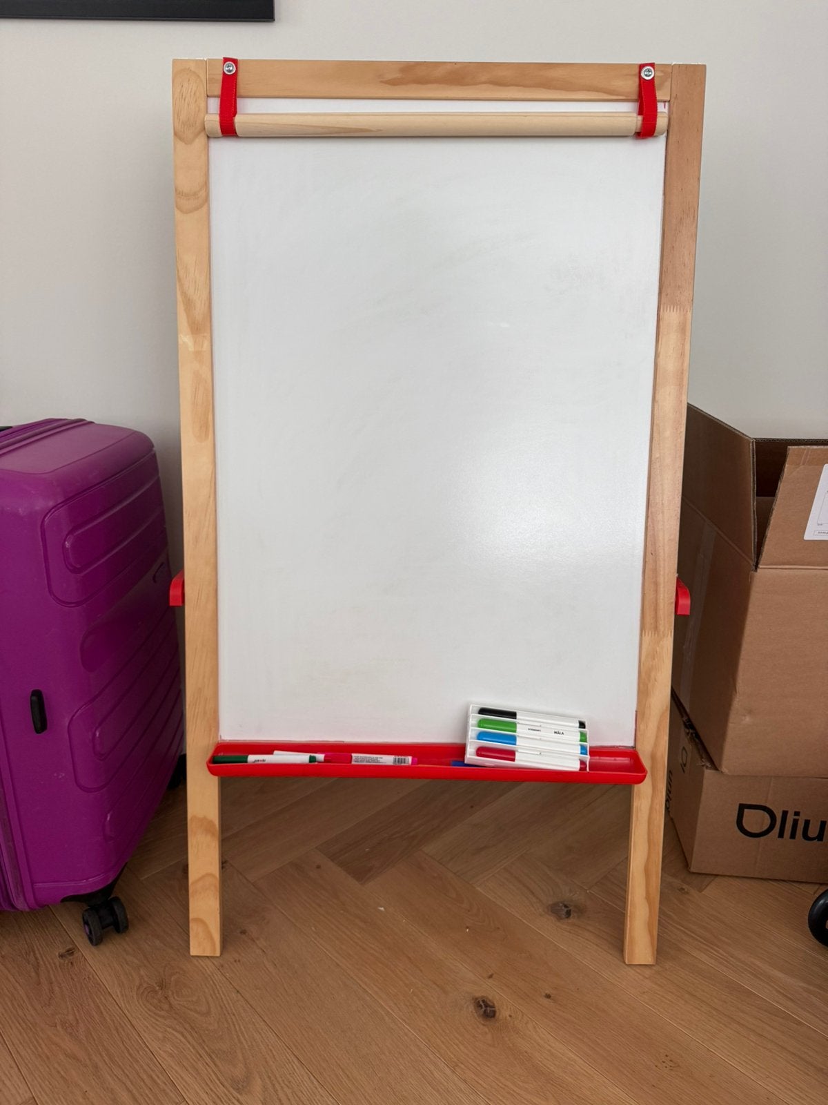 Ikea kids whiteboard and blackboard, Ophalen, Zo goed als nieuw, Whiteboard