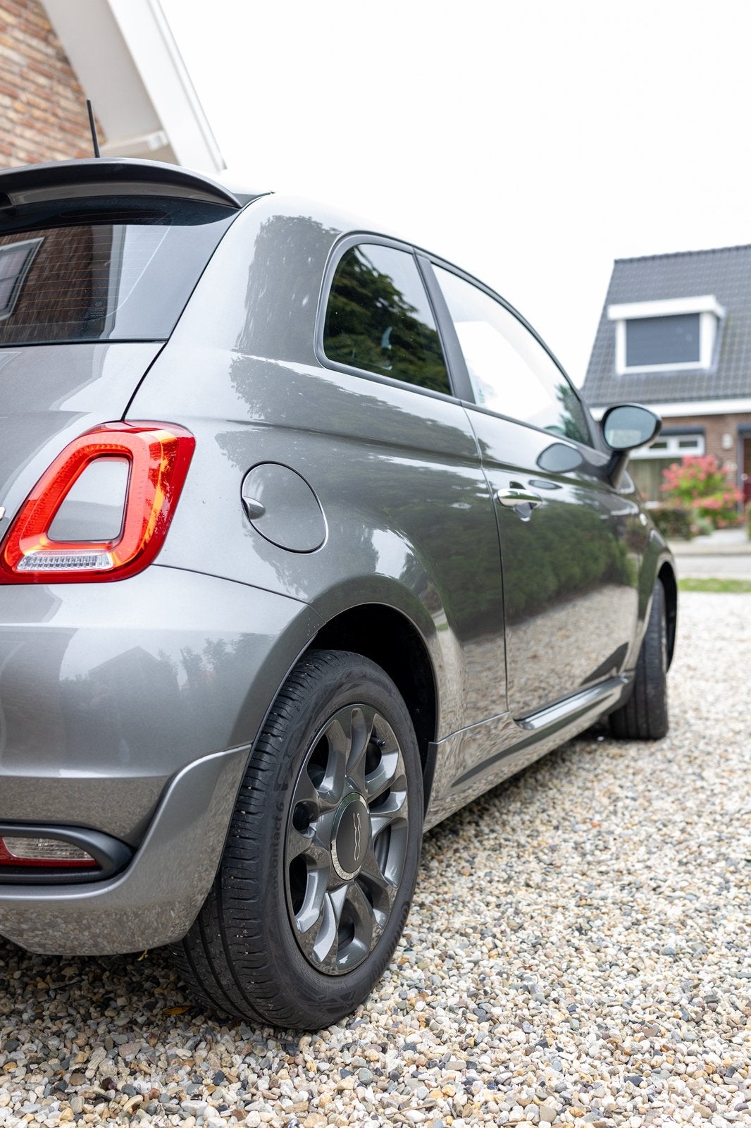 Fiat 500 1.0 Hybrid Sport | CarPlay | Cruise control, Auto's, Voorwielaandrijving, 40 €/maand, Zwart, 4 stoelen
