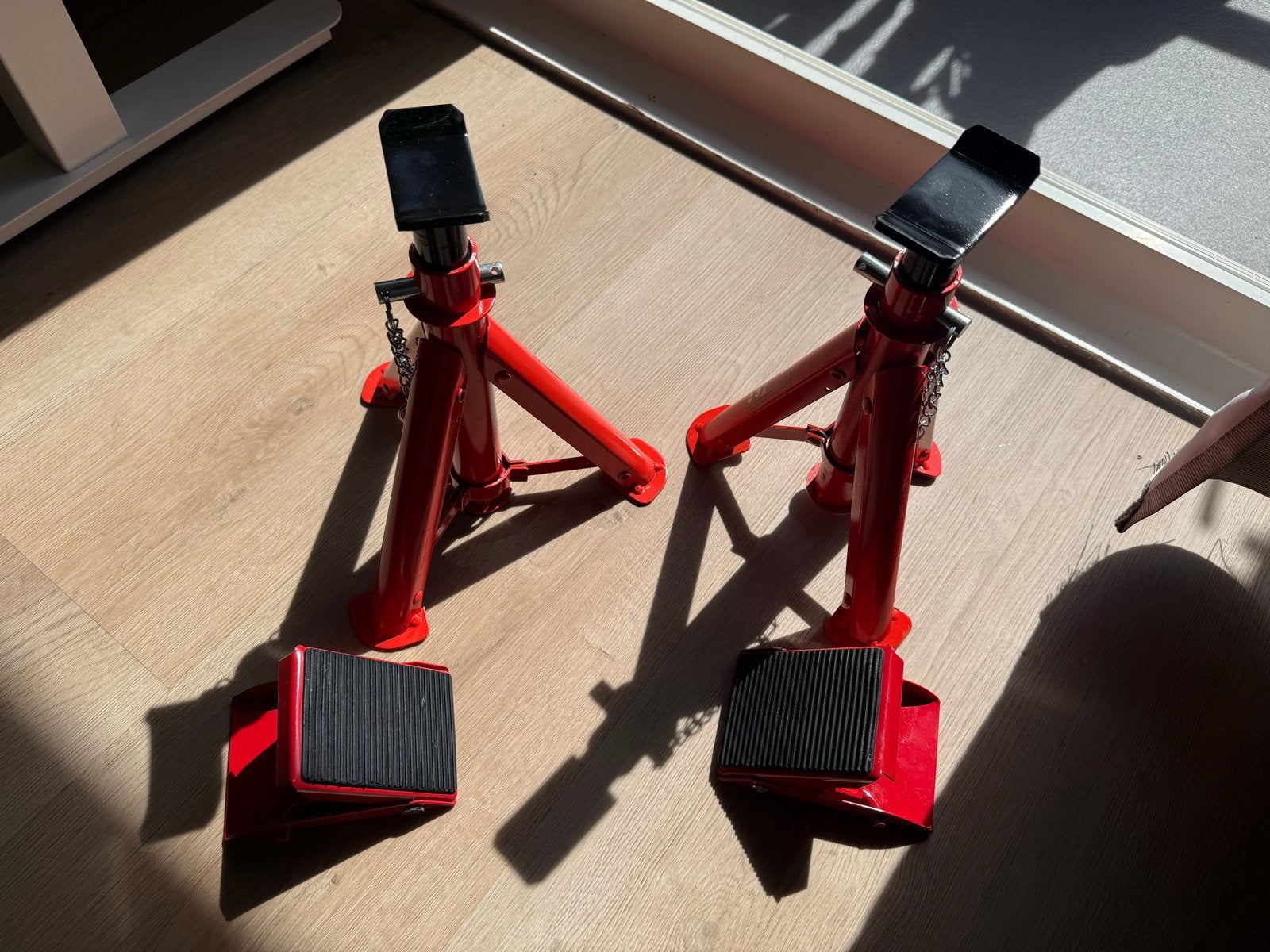 Krik, assteunen en wielkeggen - Zo goed als nieuw, Ophalen, Zo goed als nieuw, Hydraulisch, Garagekrik