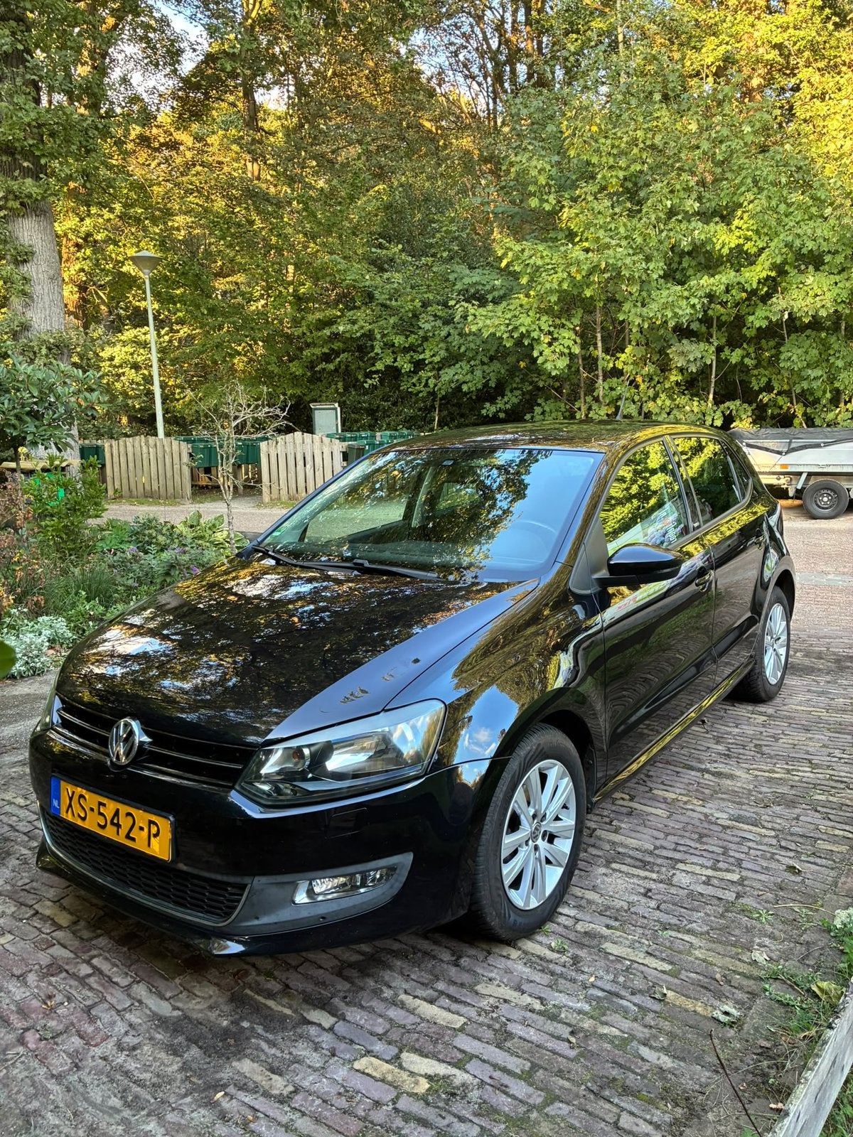 Volkswagen Polo 1.2 51KW 2011 Zwart, Voorwielaandrijving, 967 kg, 40 €/maand, Elektrische ramen