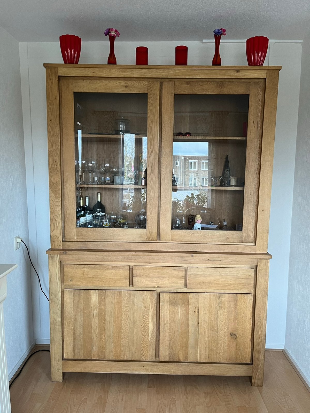 Licht eiken vitrine kast, Huis en Inrichting, Ophalen, Gebruikt, Met deur(en), 150 tot 200 cm