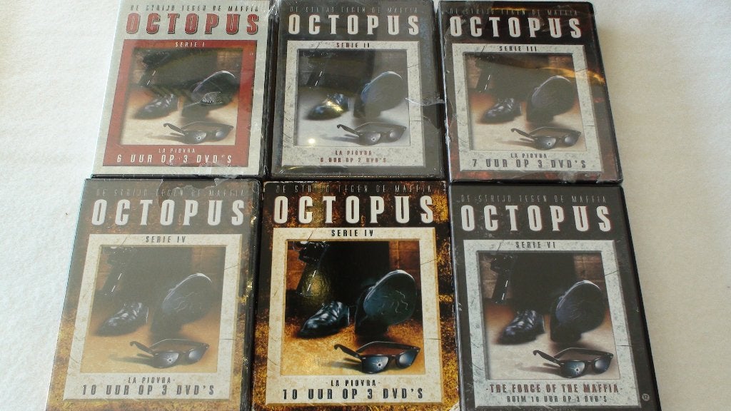 Octopus serie 1, 2, 3,4 en 6 dvd box, Nederlands, Ophalen of Verzenden, Zo goed als nieuw, Seizoen 1
