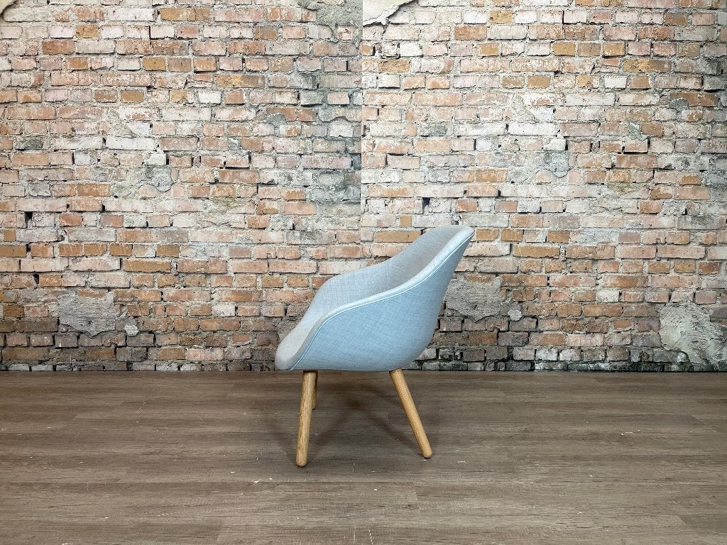 Hay AAL 83 lichtblauw bij TheReSales, Ophalen, Hout, Design, 75 tot 100 cm