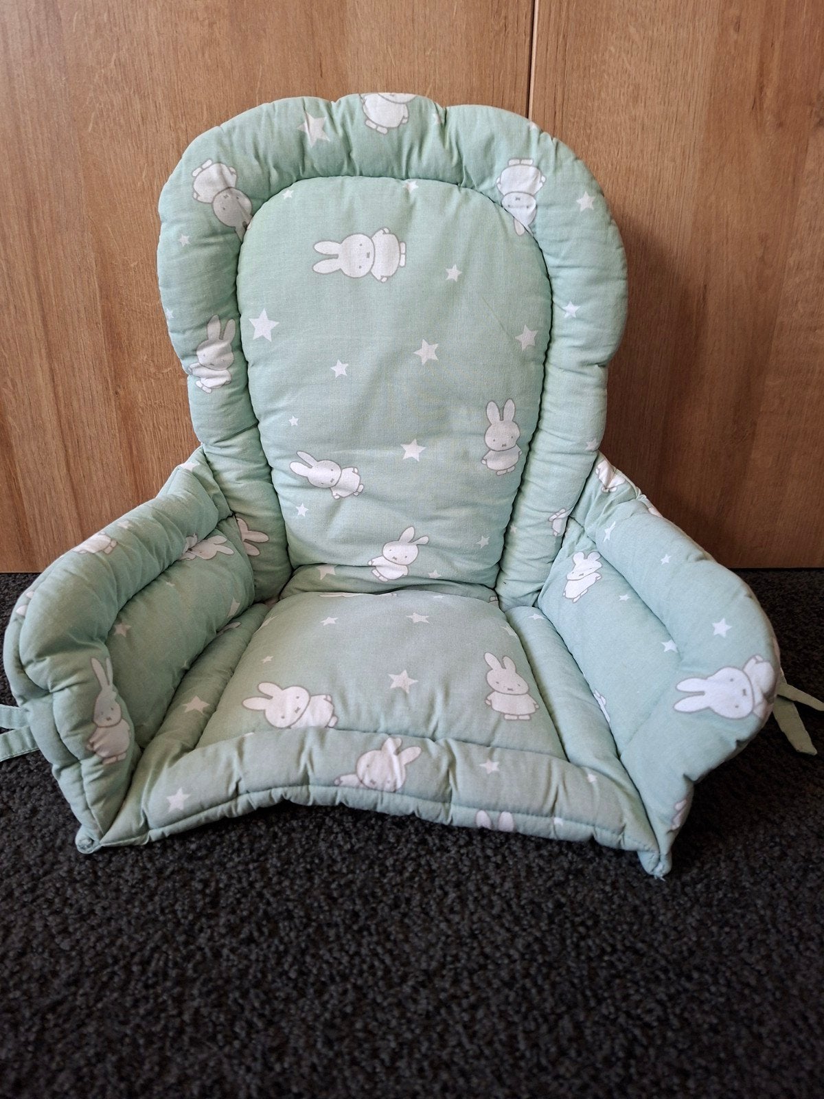 Nijntje stoelverkleiner voor kinderstoel - Zo goed als nieuw, Ophalen, Zo goed als nieuw, Overige typen, Stoelverkleiner