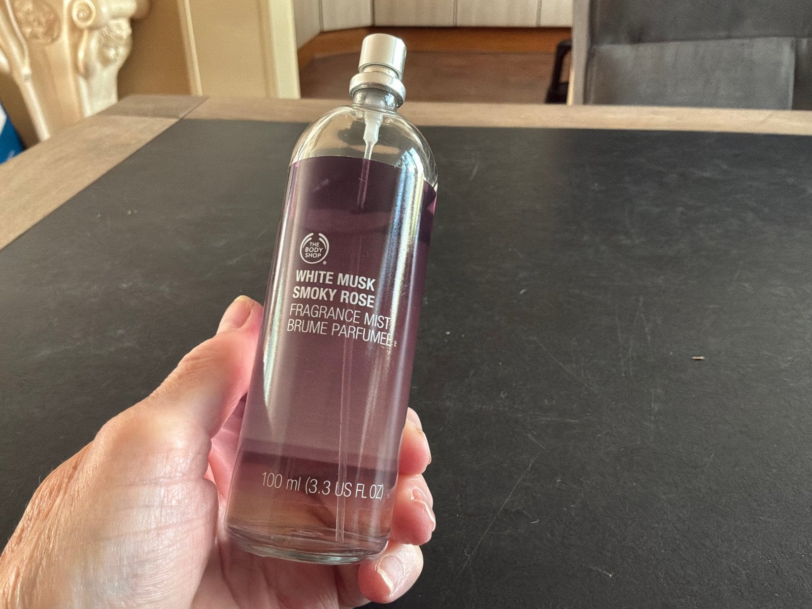 The Body Shop White Musk Smoky Rose Fragrance Mist, Sieraden, Tassen en Uiterlijk, Uiterlijk | Parfum, Ophalen of Verzenden, Zo goed als nieuw
