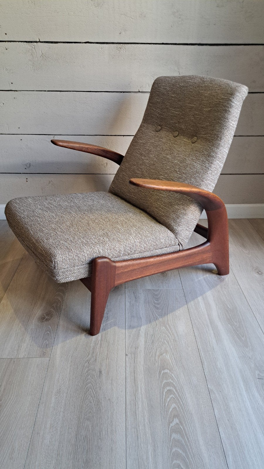 Vintage Teak Fauteuil - Mid-Century Design, Antiek en Kunst, Ophalen