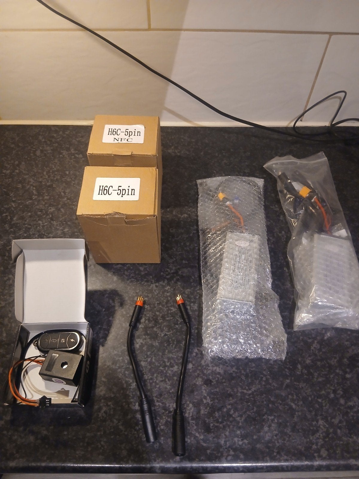 H6C-5pin NFC opvoerbaar en diverse onderdelen, Fietsen en Brommers, Nieuw