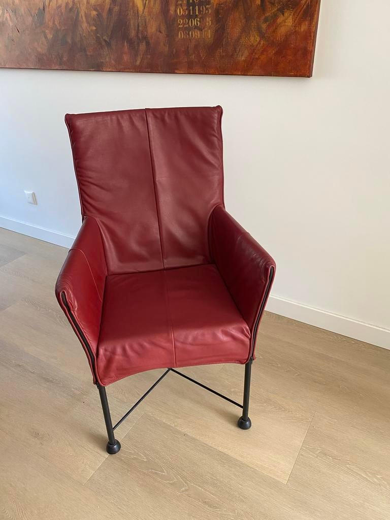 6 Montis Chaplin eetkamerstoelen rood in nette staat., Ophalen, Gebruikt, Leer, Modern
