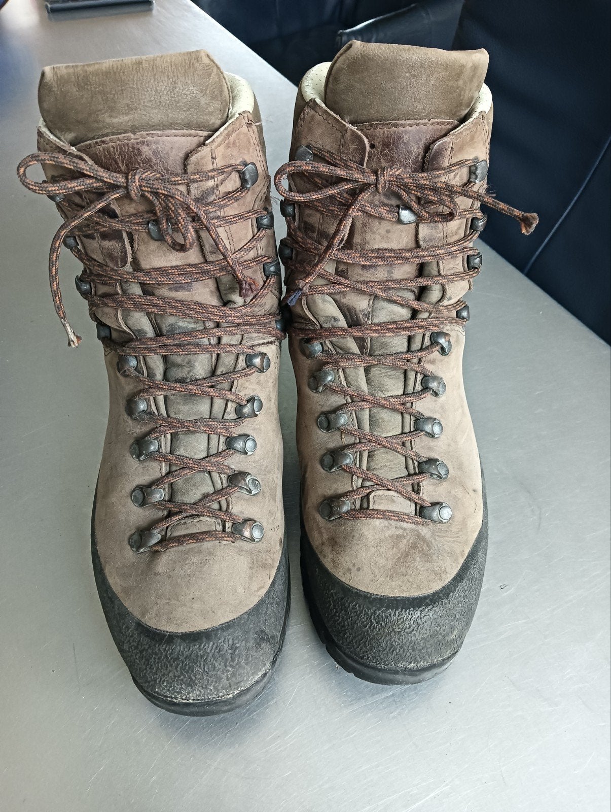 Hanwag wandelschoenen - Maat 10 (43), Ophalen of Verzenden, Gebruikt, Schoenen