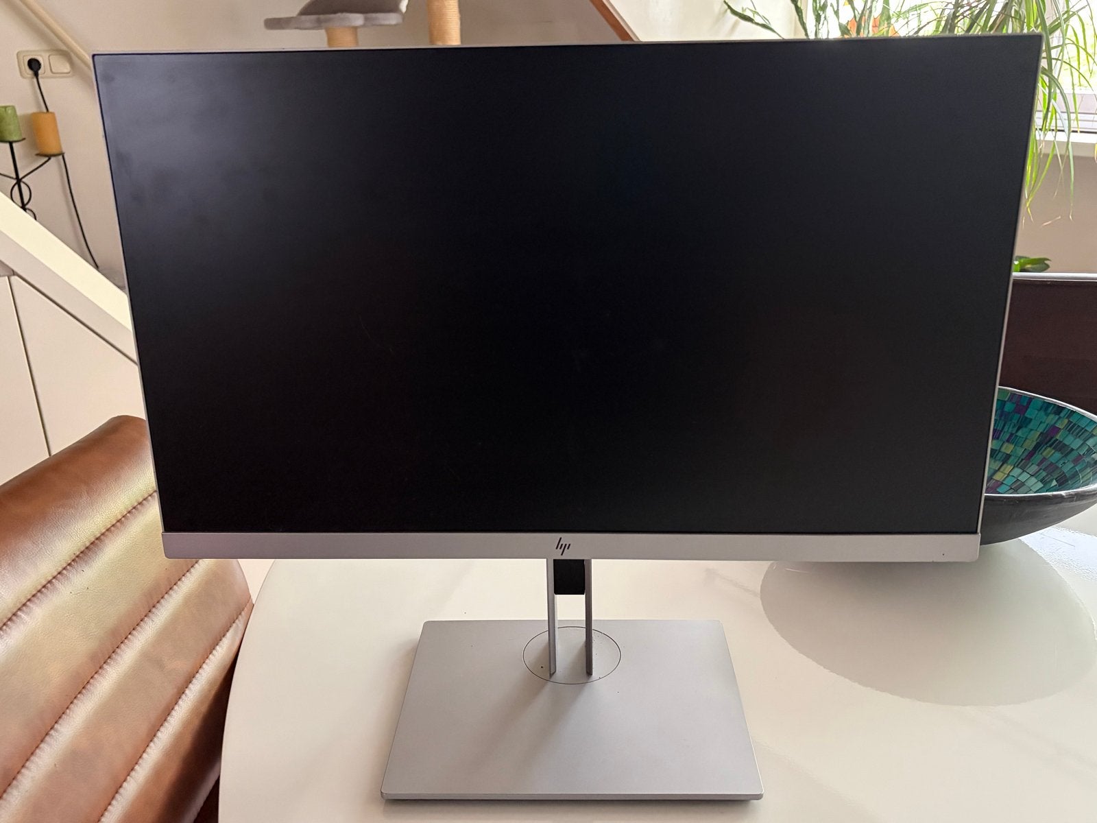 2x HP E233 23 inch monitoren - Full HD, IPS, Computers en Software, Monitoren, Ophalen, Gebruikt, IPS, In hoogte verstelbaar