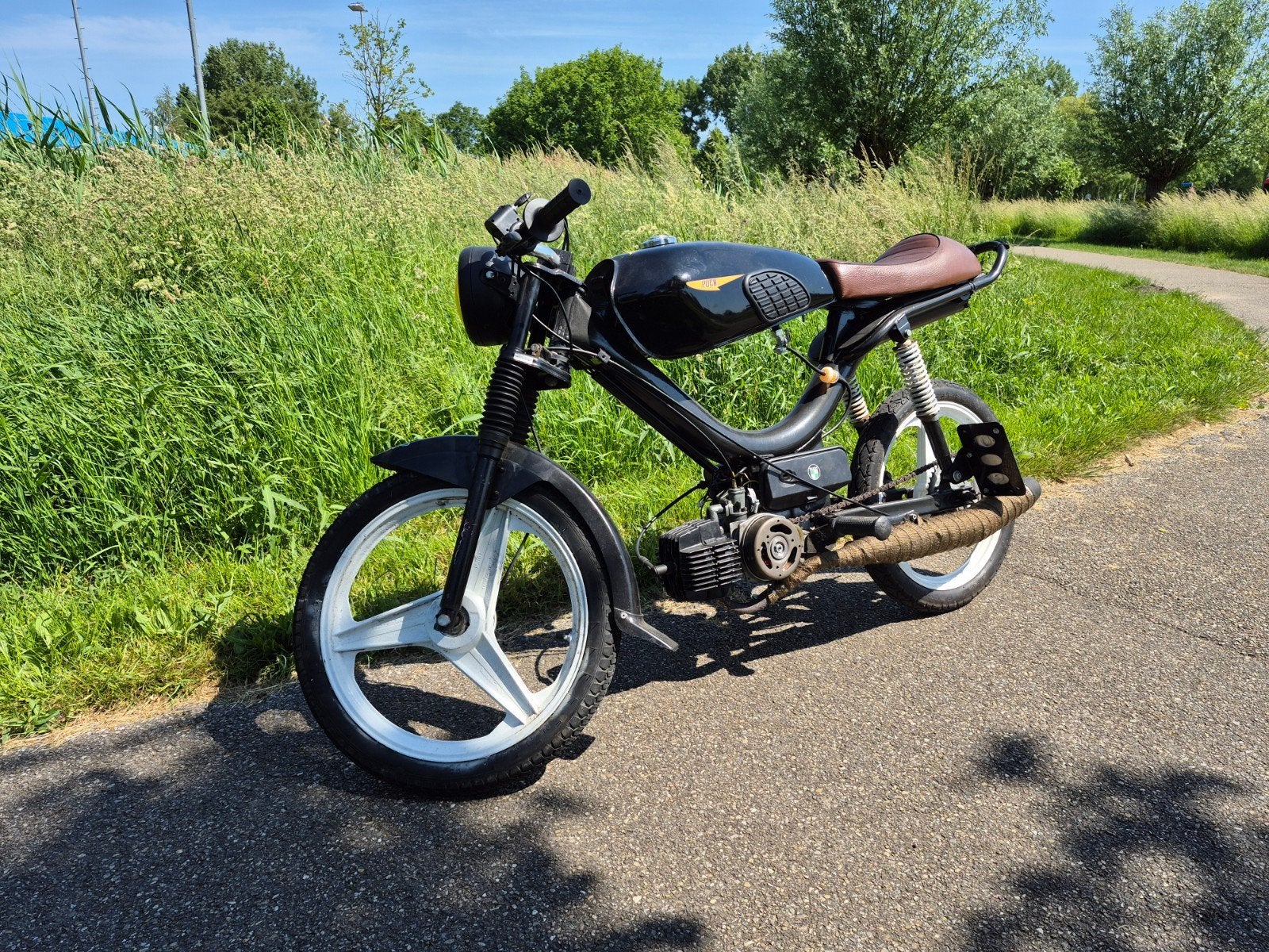 Unieke puch z-one caferacer, Fietsen en Brommers, Brommers | Puch, Ophalen, Zo goed als nieuw, Overige modellen