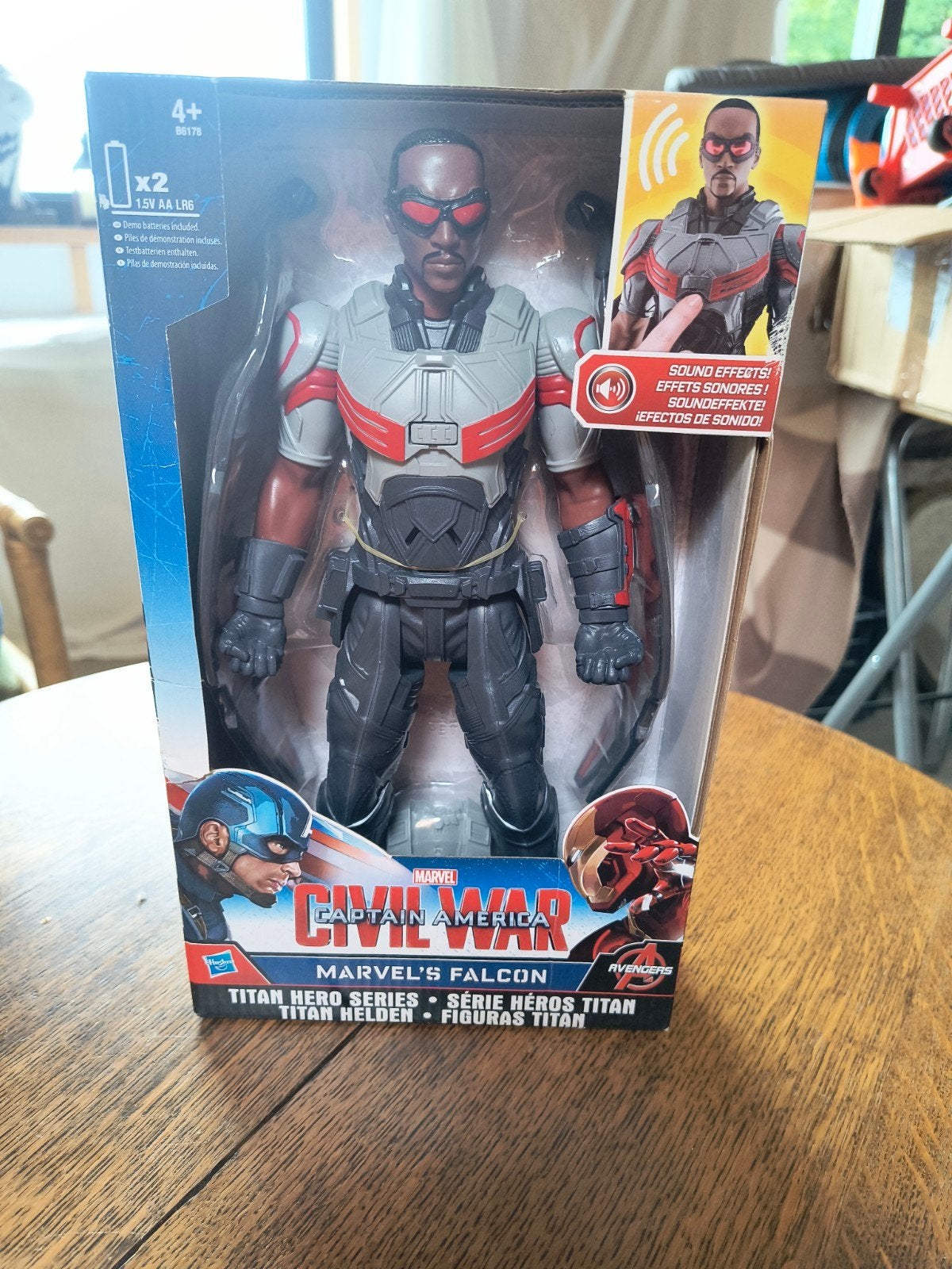 marvel Avengers, Ophalen of Verzenden, Zo goed als nieuw
