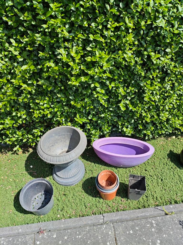 Bloempotten bloembakken gratis af te halen, Ophalen, Kunststof, Gebruikt, Minder dan 30 cm