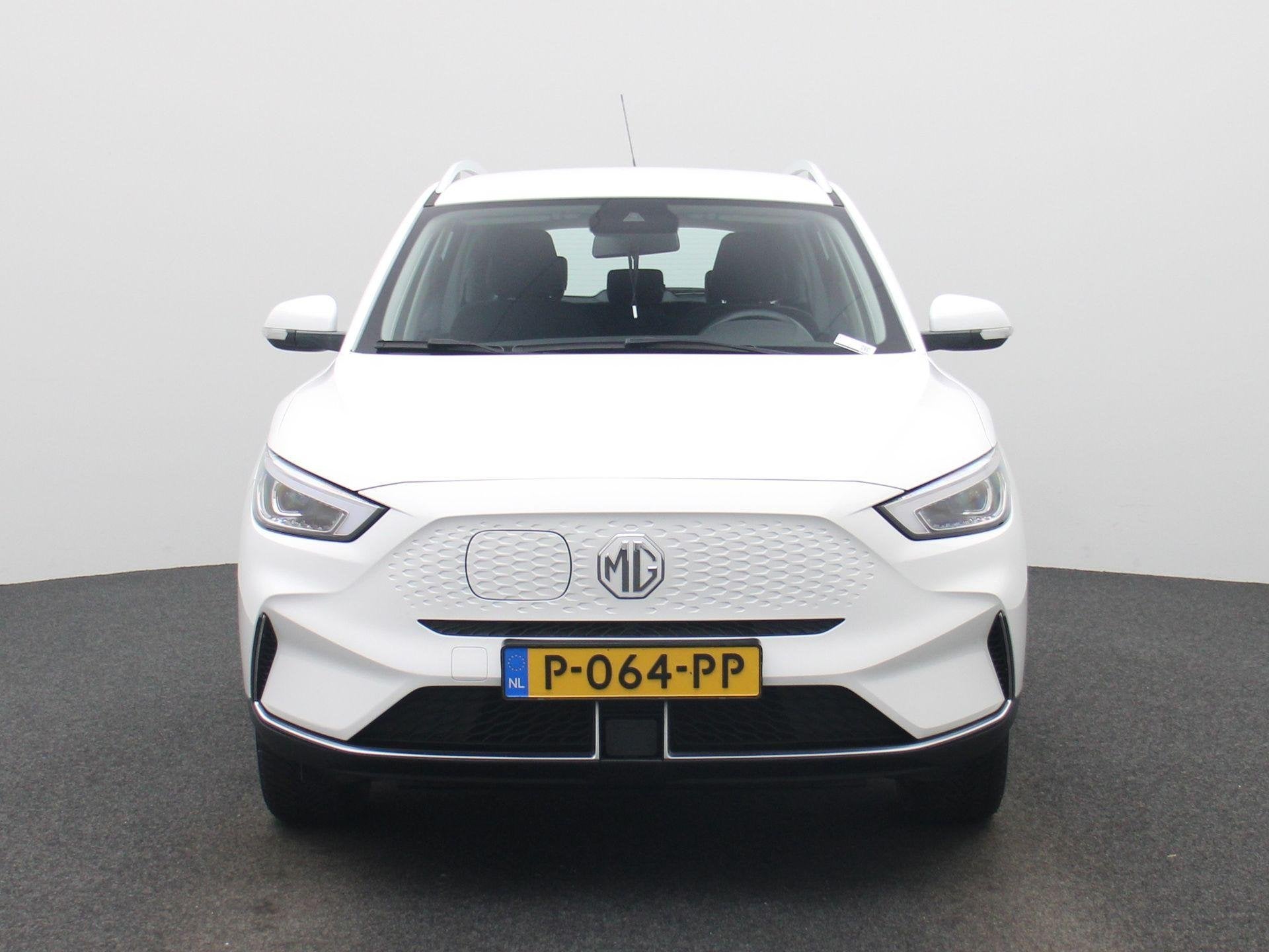 MG ZS EV Standard Range Comfort 50 kWh | Apple carplay | Cam, Auto's, MG, 12 maanden, Stof, ZS, Wit