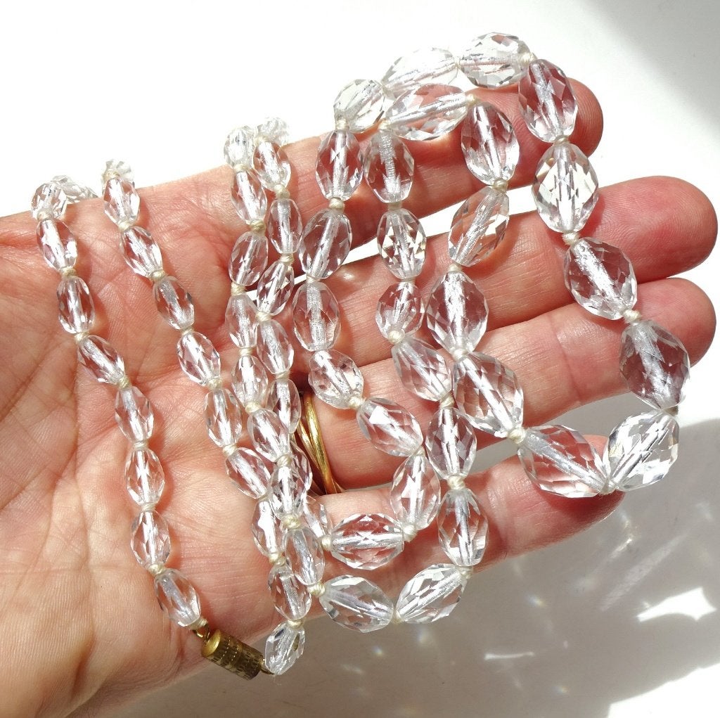 Lange oude ketting. Facet geslepen kristallen kralen: 6-11mm, Ophalen of Verzenden, Overige materialen, Ketting