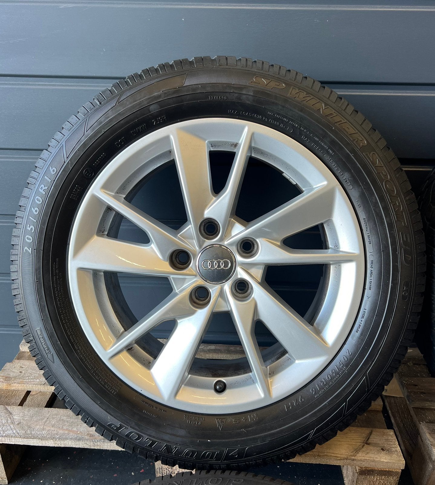 16 inch 5x112 velgen OEM Audi A4 Passat winterbanden!, Hooghwerff banden & velgen, Gebruikt, 16 inch, Banden en Velgen
