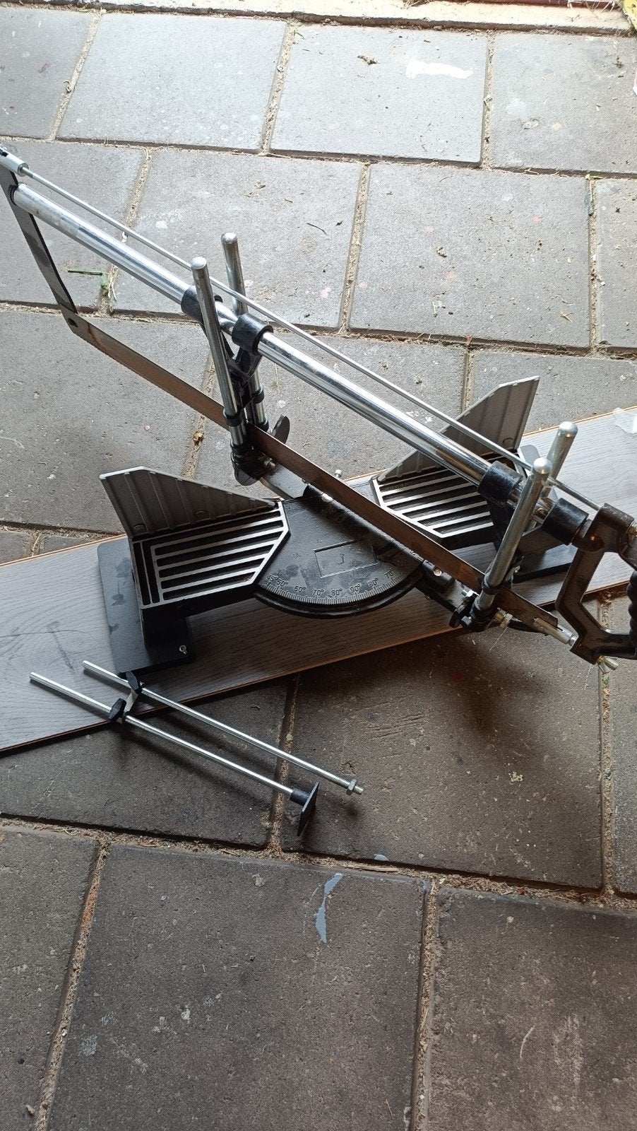 Handmatige afkortzaag met verstekbak, Gebruikt, 70 mm of meer, Ophalen of Verzenden, Afkortzaag