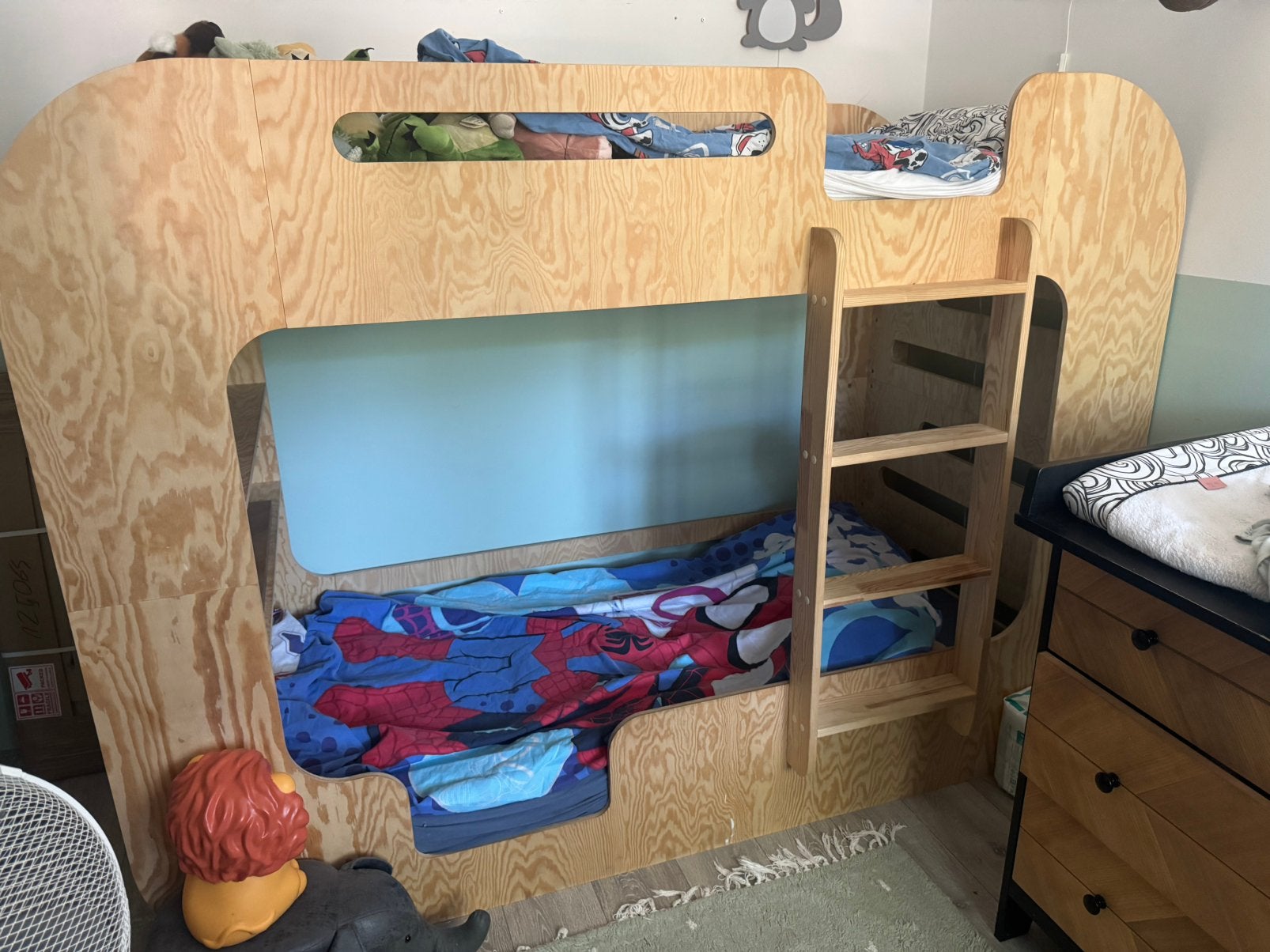 Petit puk stapelbed coco 1,5 jaar oud 90x190, Kinderen en Baby's, Kinderkamer | Stapelbedden en Hoogslapers, Ophalen, Zo goed als nieuw
