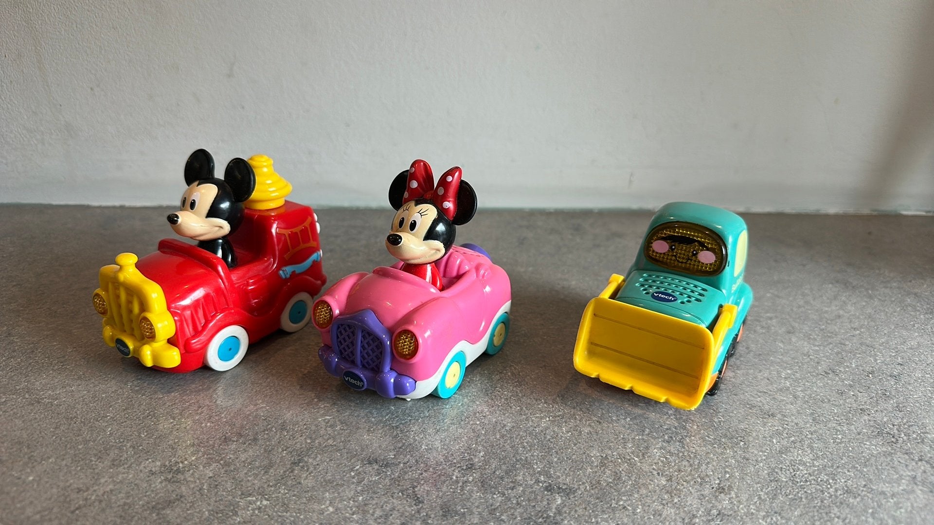 Toet toet auto’s, Ophalen, Zo goed als nieuw