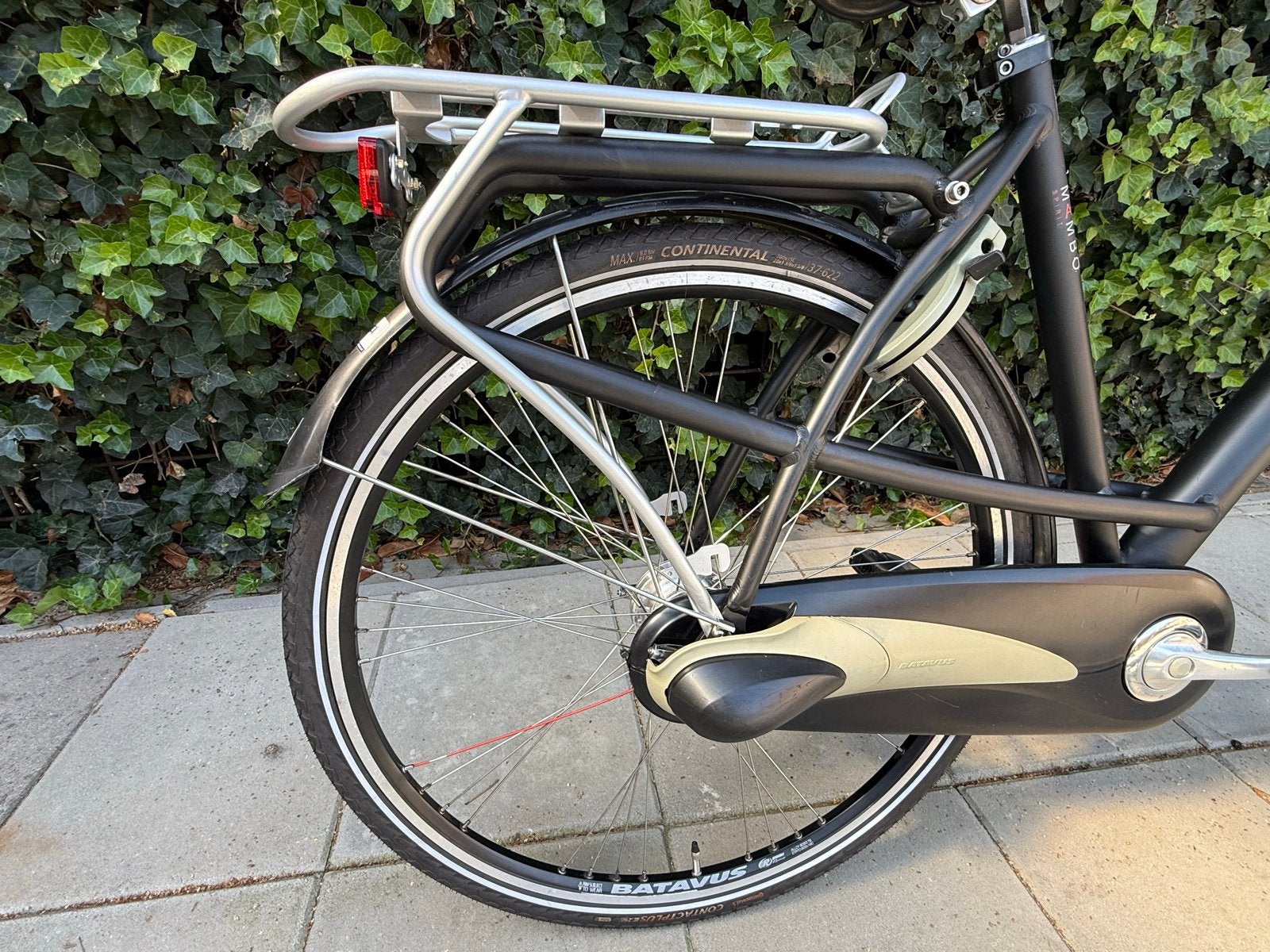 Foto 9 van Batavus SPIRIT Dames/Meiden fiets 28” NIEUWSTAAT, Frame 57cm