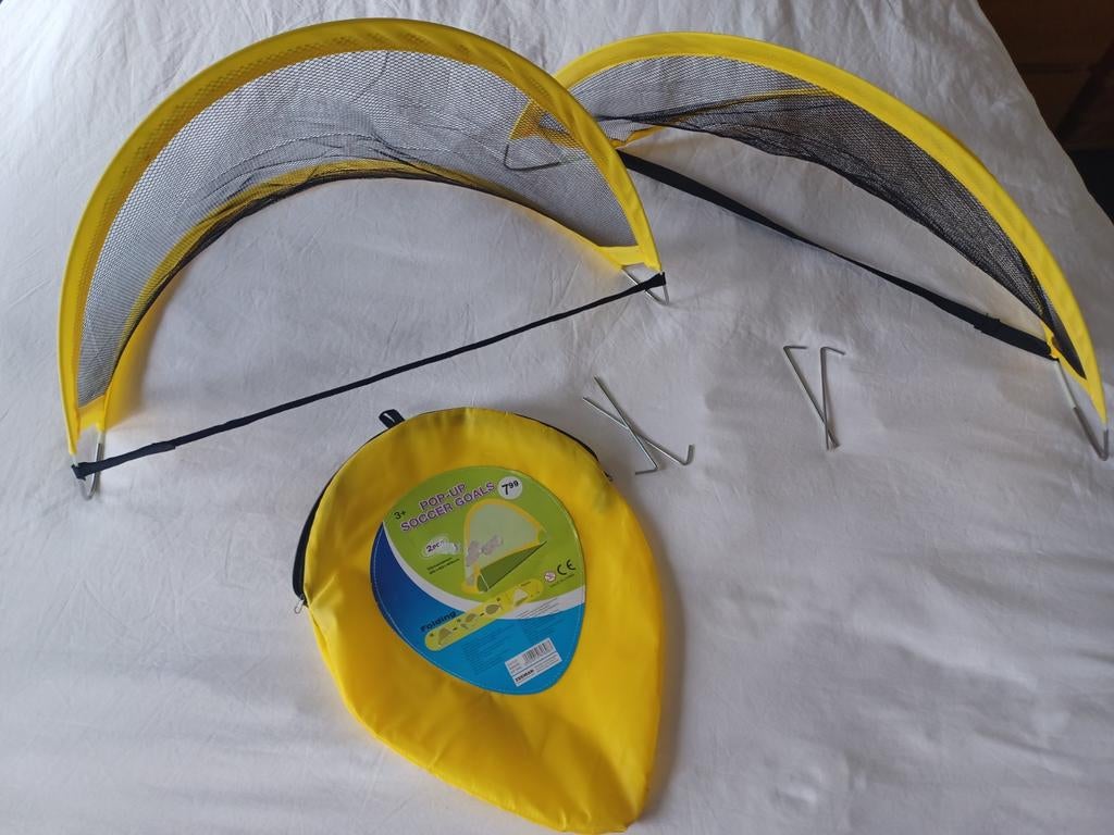 2 Mini Pop-Up Voetbaldoelen voor Kinderen - Zeeman, Ophalen of Verzenden, Zo goed als nieuw