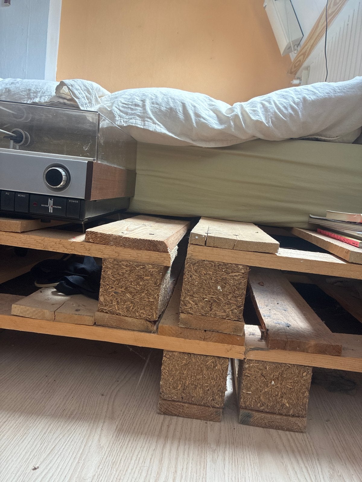 Pallet Bed 160 cm breed, iets langer dan matras, Ophalen, Gebruikt, Tweepersoons, 160 cm