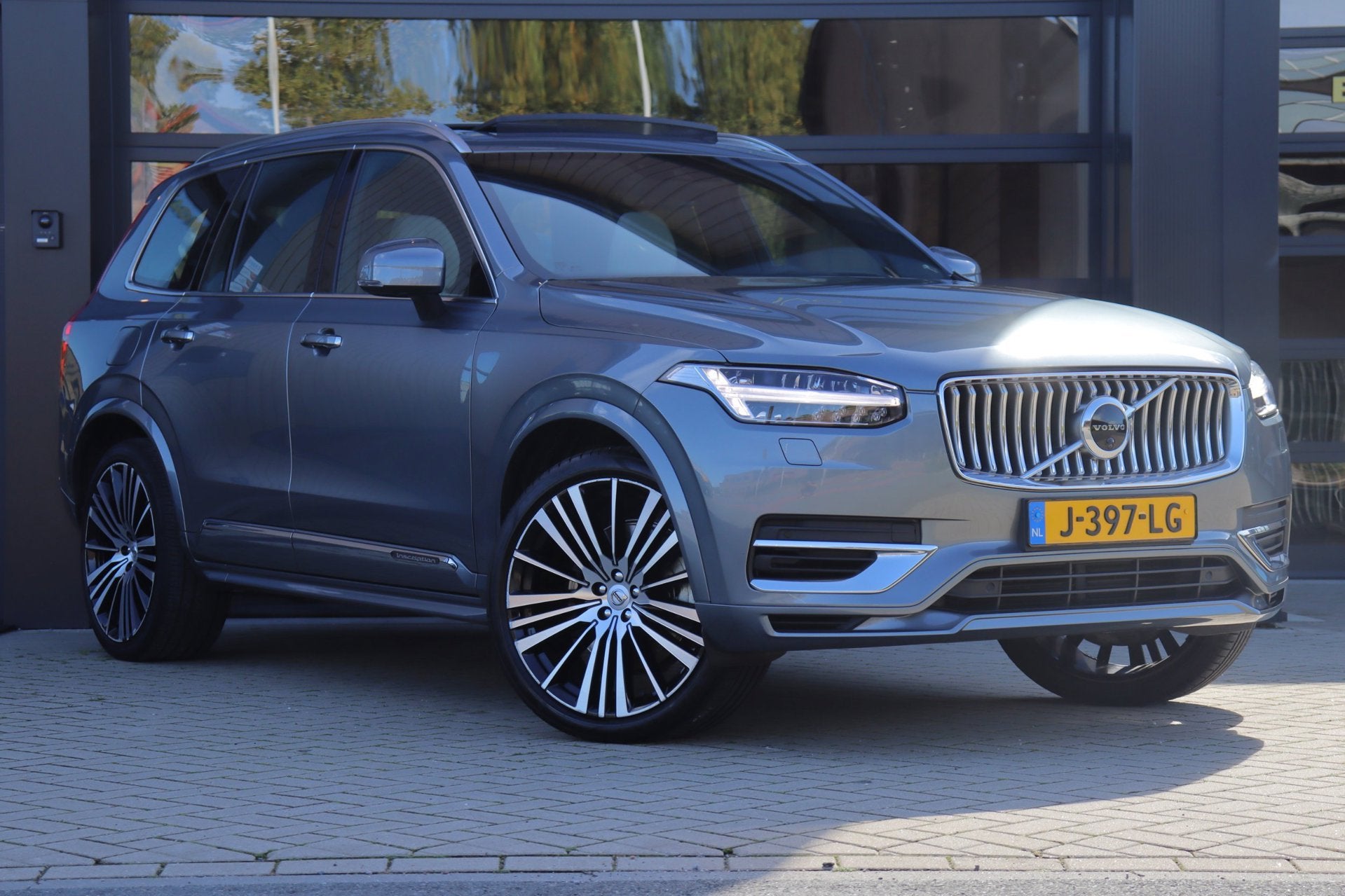 Foto 6 van Volvo XC90 2.0 T8 Twin Engine AWD Inscription Intro Edition