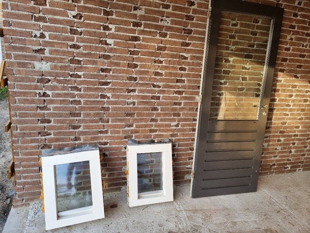 Deur en 2 x raam, Doe-het-zelf en Verbouw, Ophalen, Gebruikt, 80 tot 100 cm, Buitendeur