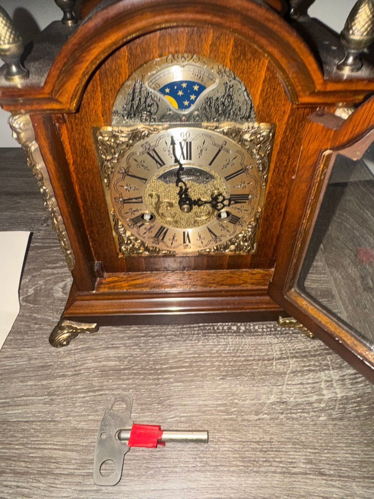 Prachtige vintage WUBA Warmink tafelklok (zweefbalans), Ophalen