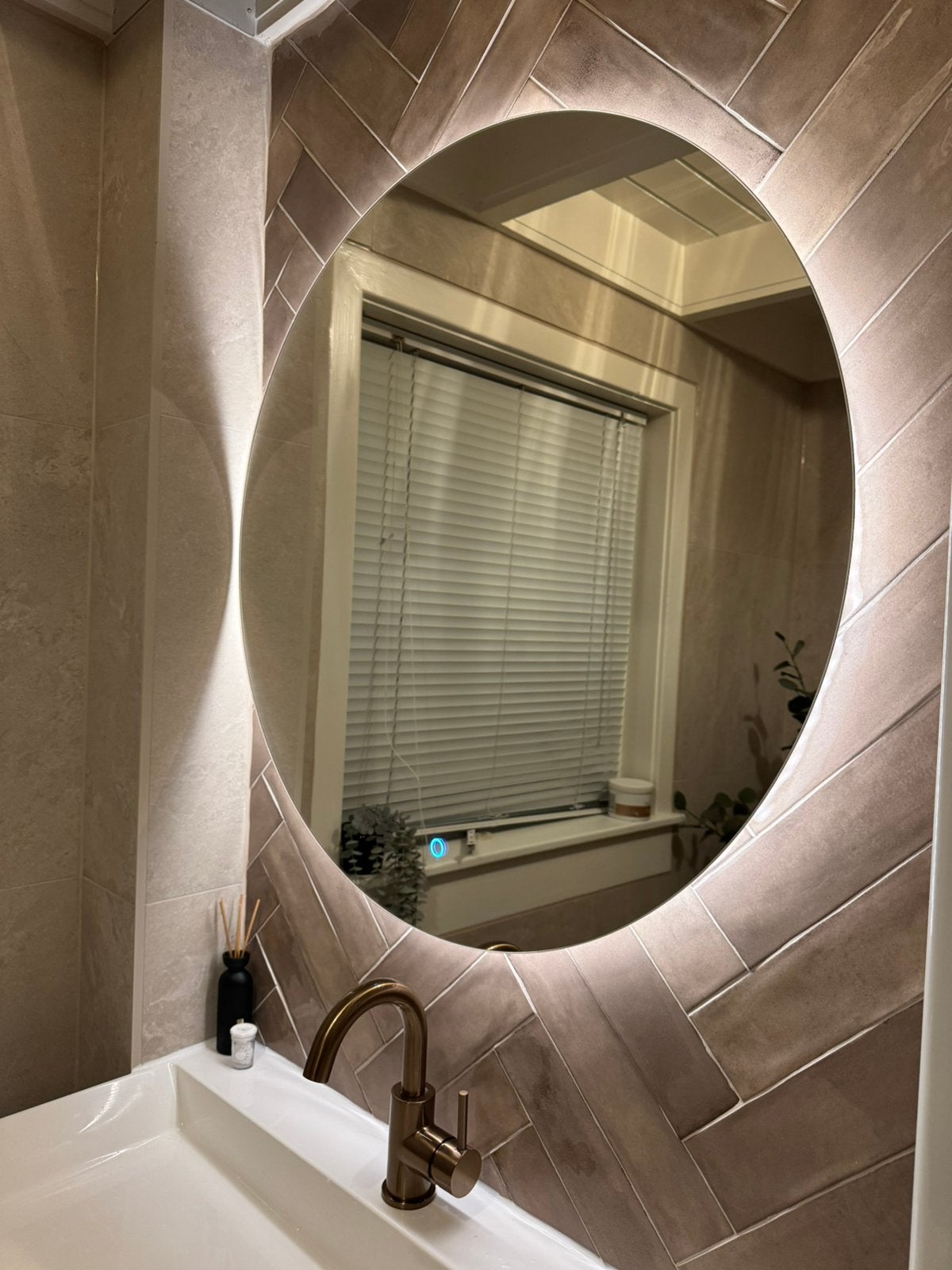 Badkamer spiegel met verlichting en verwarming, Huis en Inrichting, Ophalen, Zo goed als nieuw