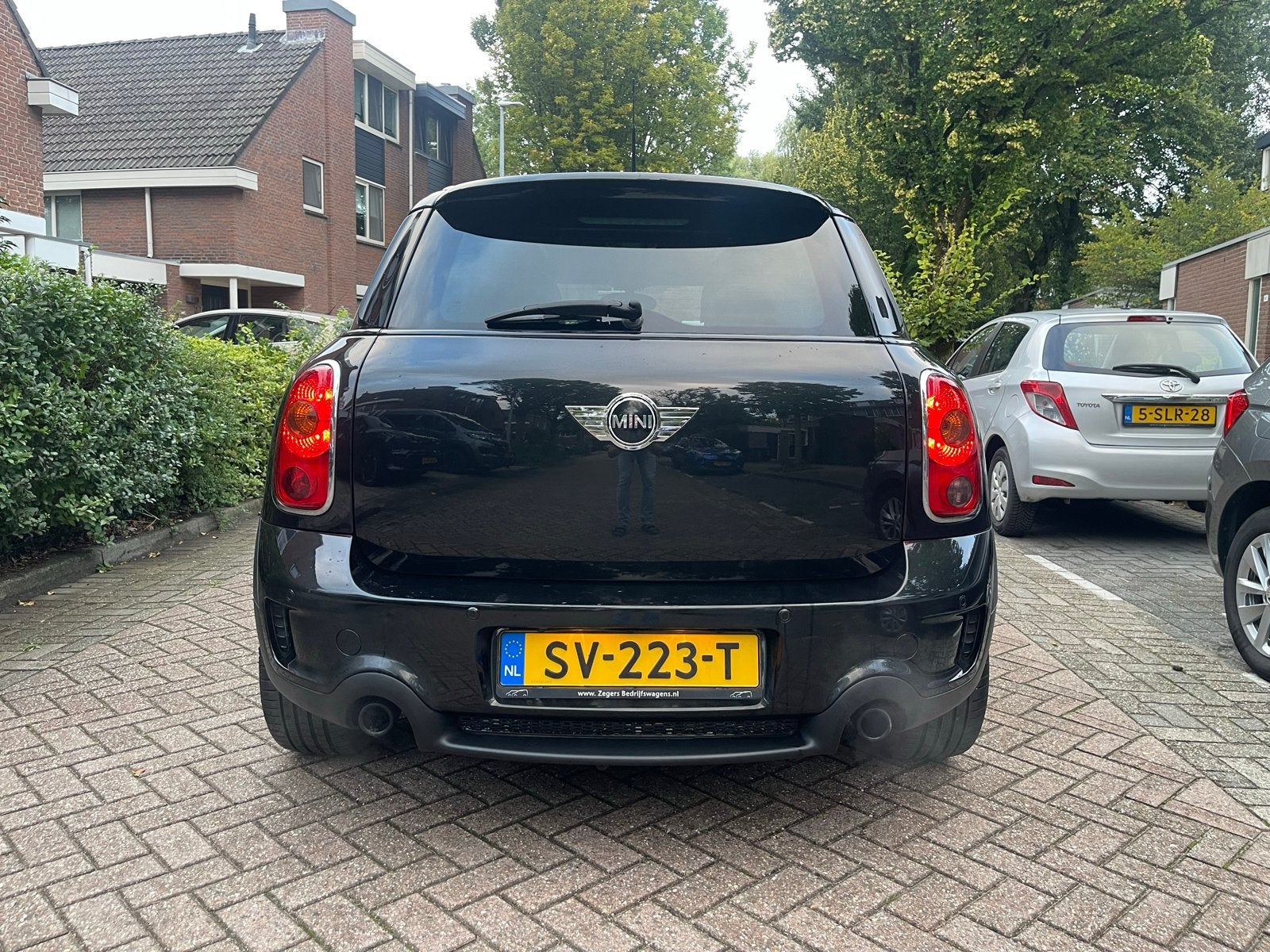 Foto 5 van Mini Countryman 1.6 Cooper S All4 AUT 2010 Zwart
